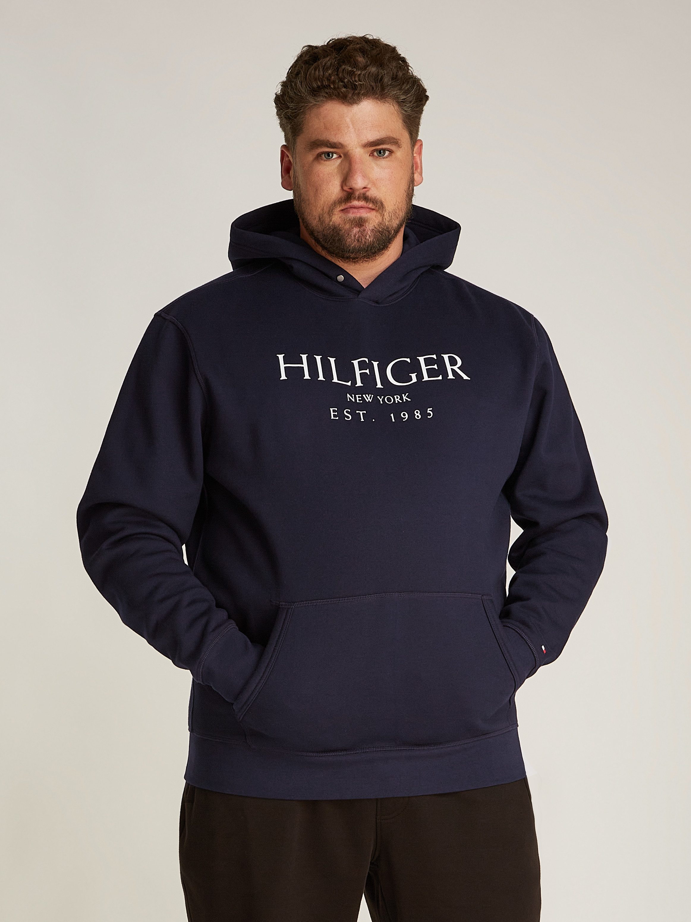Tommy Hilfiger Hoodie BT-BIG HILFIGER HOODY-B in grote maten, met logo-borduursel op de mouw heren hoodies maat XXXL blauw