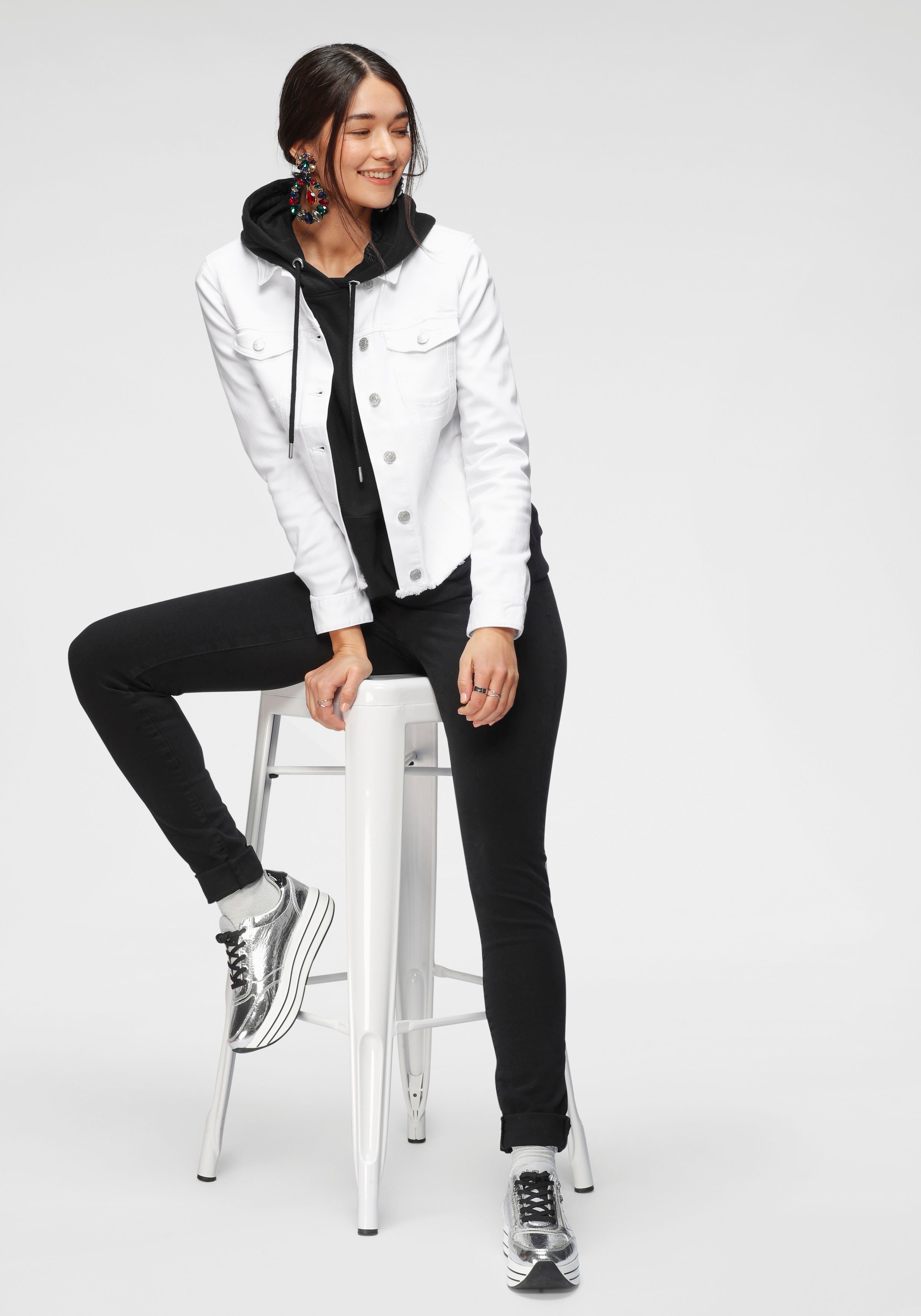 s.Oliver Skinny fit jeans Izabell in coole, verschillende wassingen