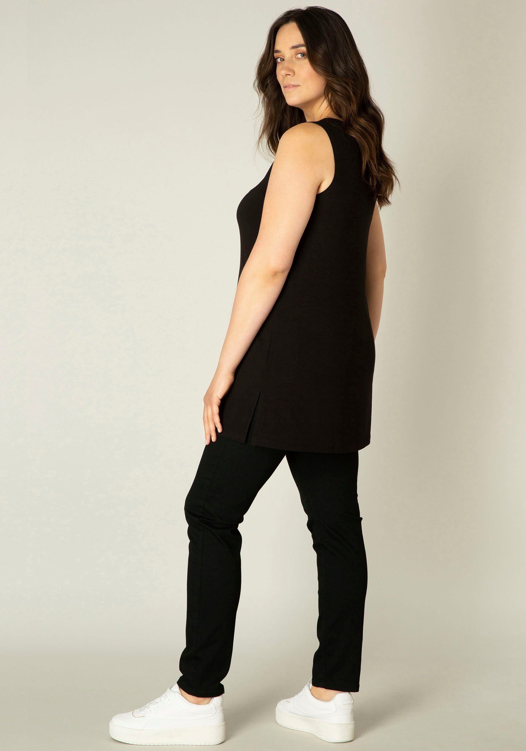 Base Level Curvy Lang shirt Abbigale Iets uitlopende A-lijn