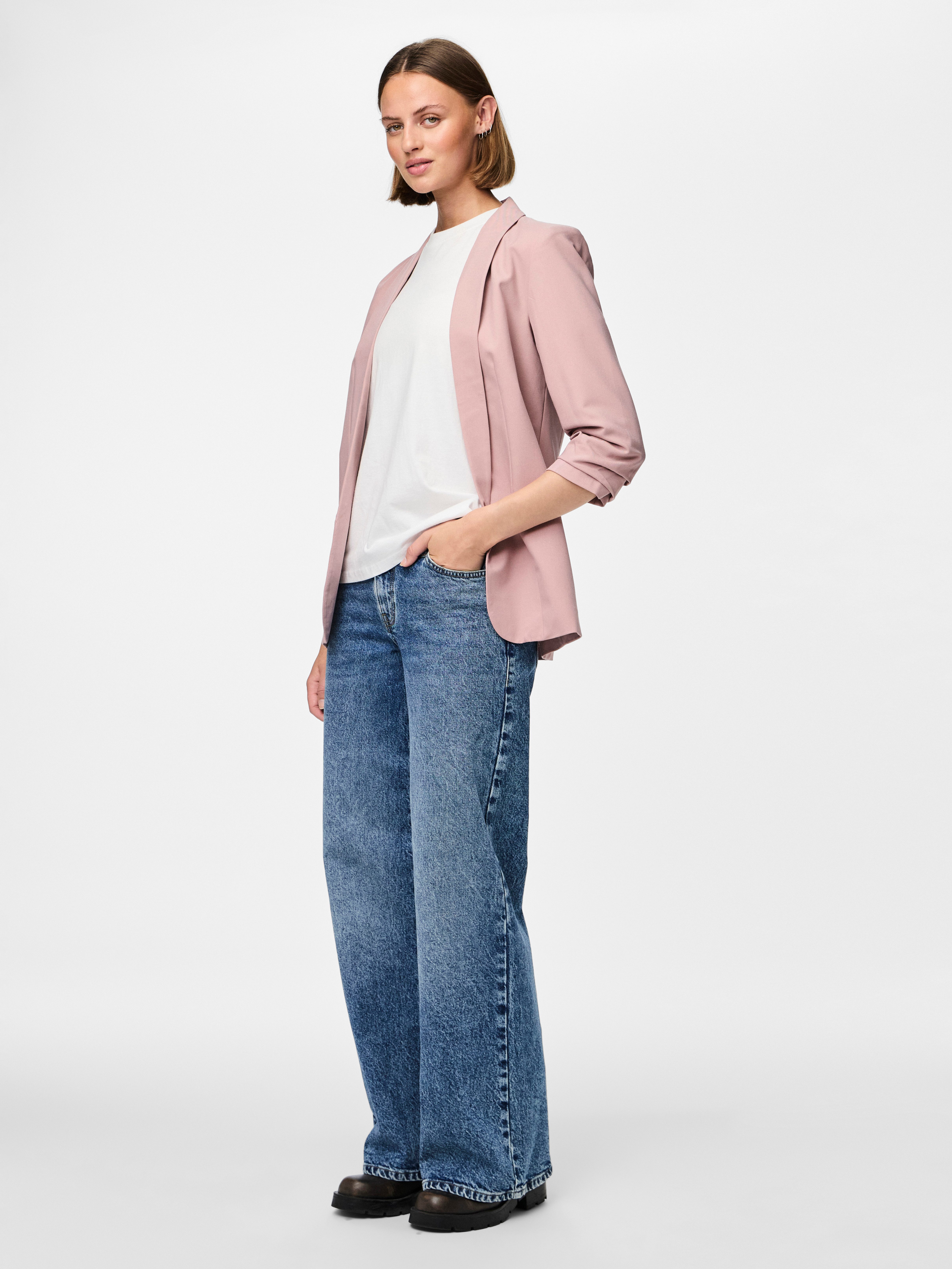 pieces Blouseblazer PCBOSELLA 3/4 BLAZER NOOS met plooidetail op de mouw