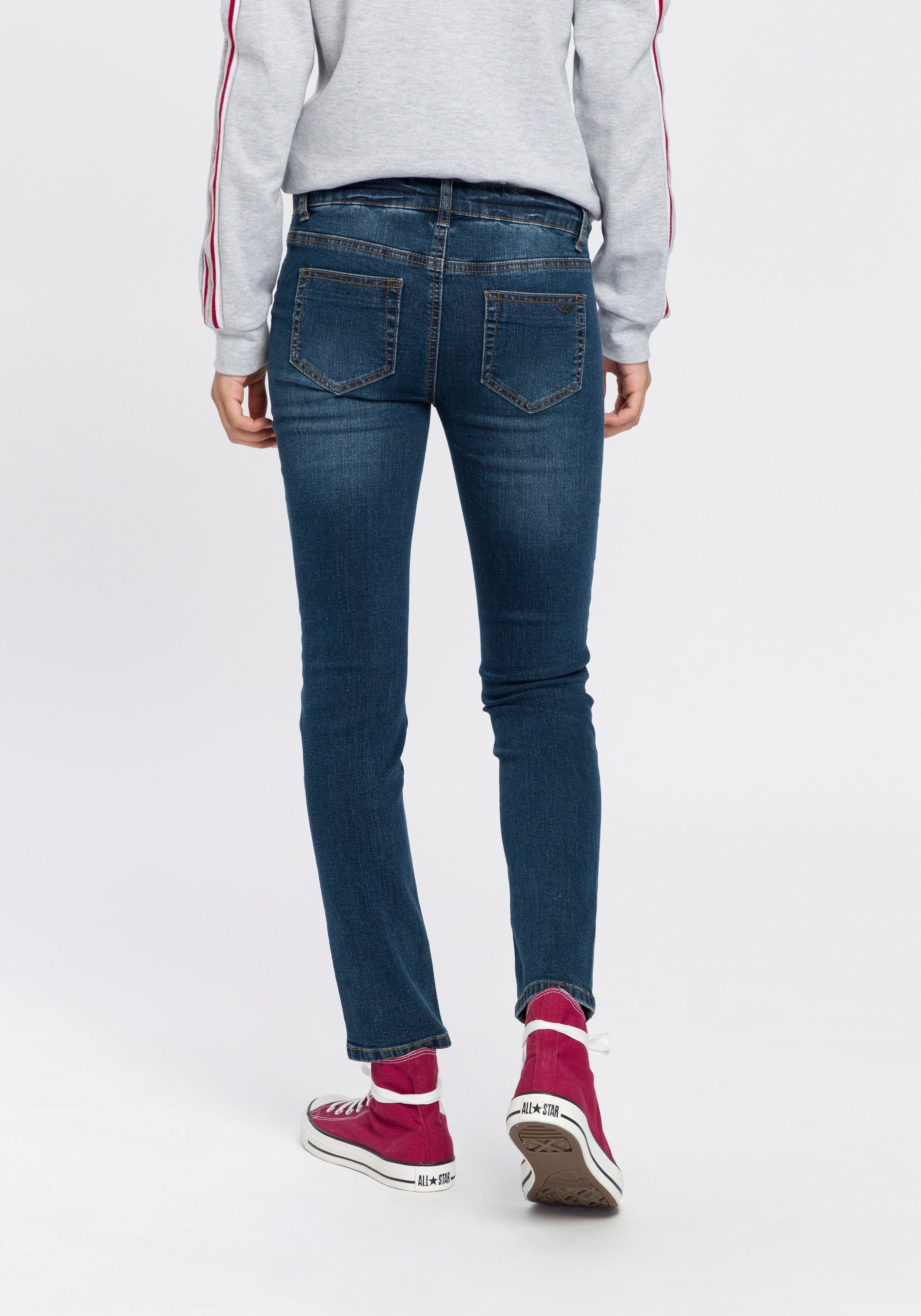 Arizona 7/8 jeans Met geren extra-strakke snit, used-look-wassing, lage taille