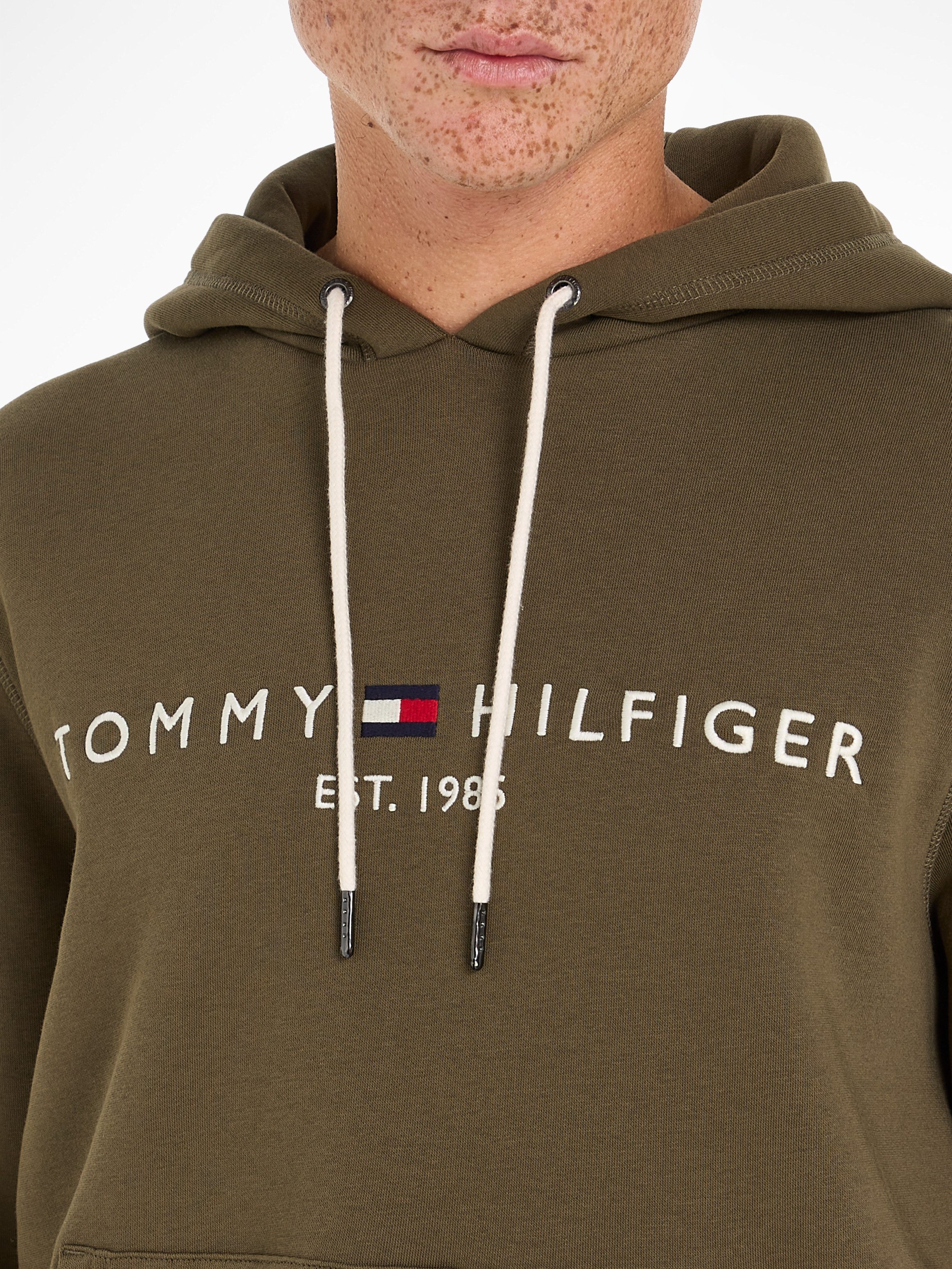 Tommy Hilfiger Hoodie TOMMY LOGO HOODY met capuchon en kangoeroezak