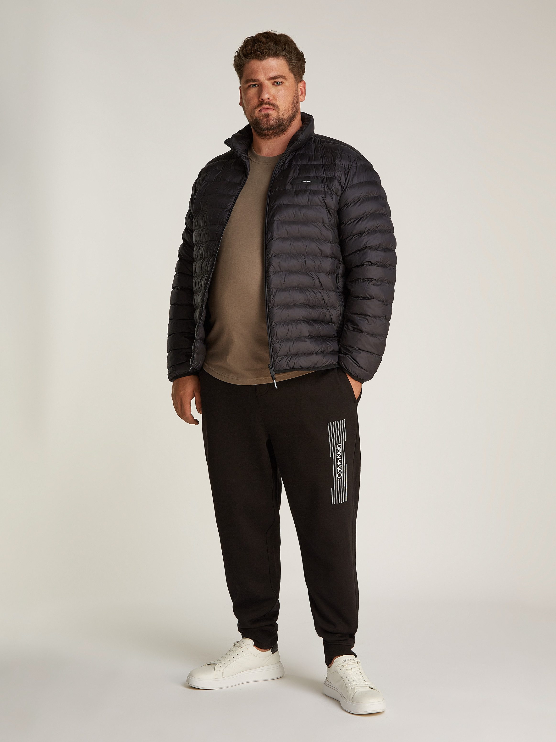Calvin Klein Gewatteerde jas BT_LW QUILT JACKET in grote maten met logopatch