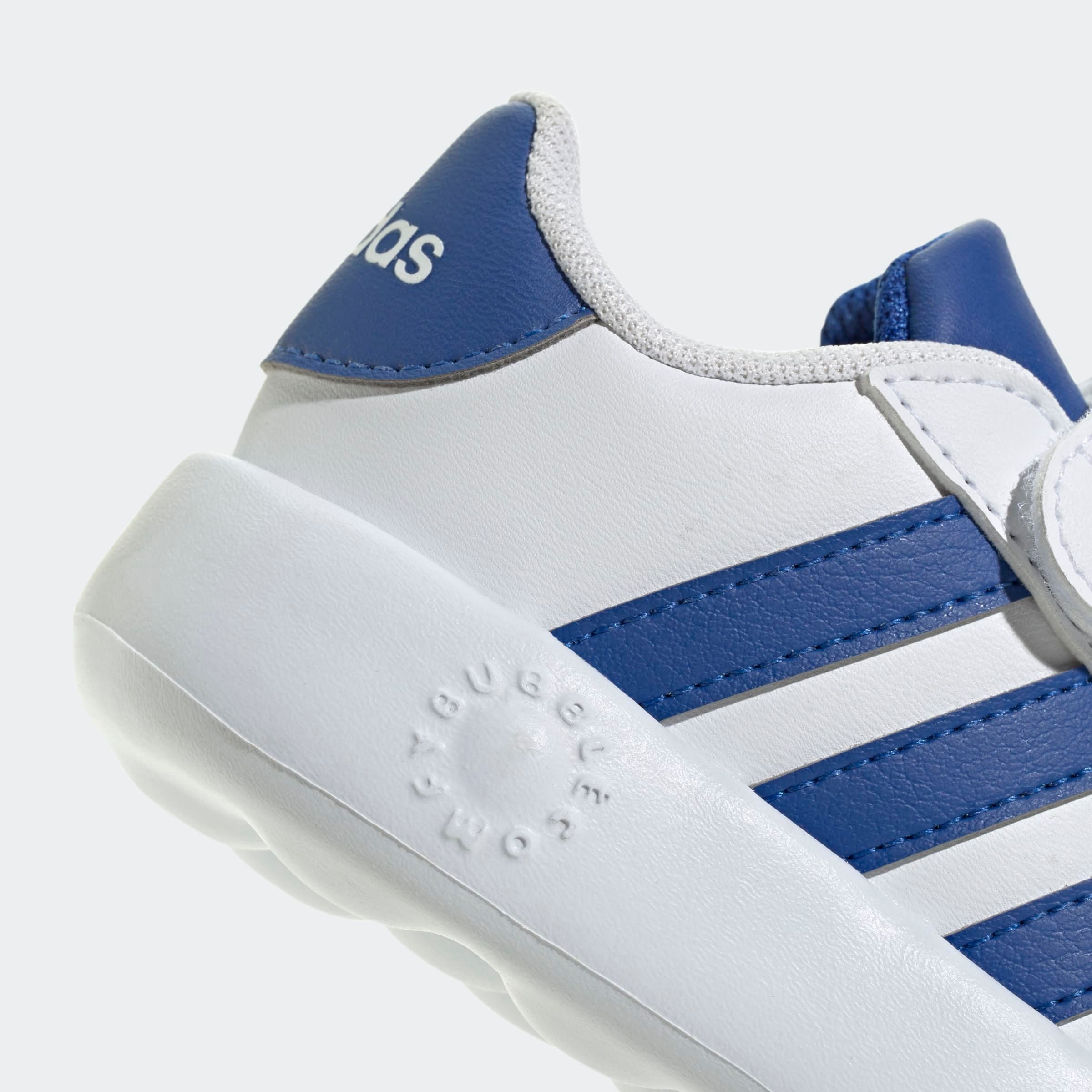 adidas Sportswear Klittenbandschoenen GRAND COURT 2.0 KIDS Design geïnspireerd op de adidas Superstar, voor kinderen