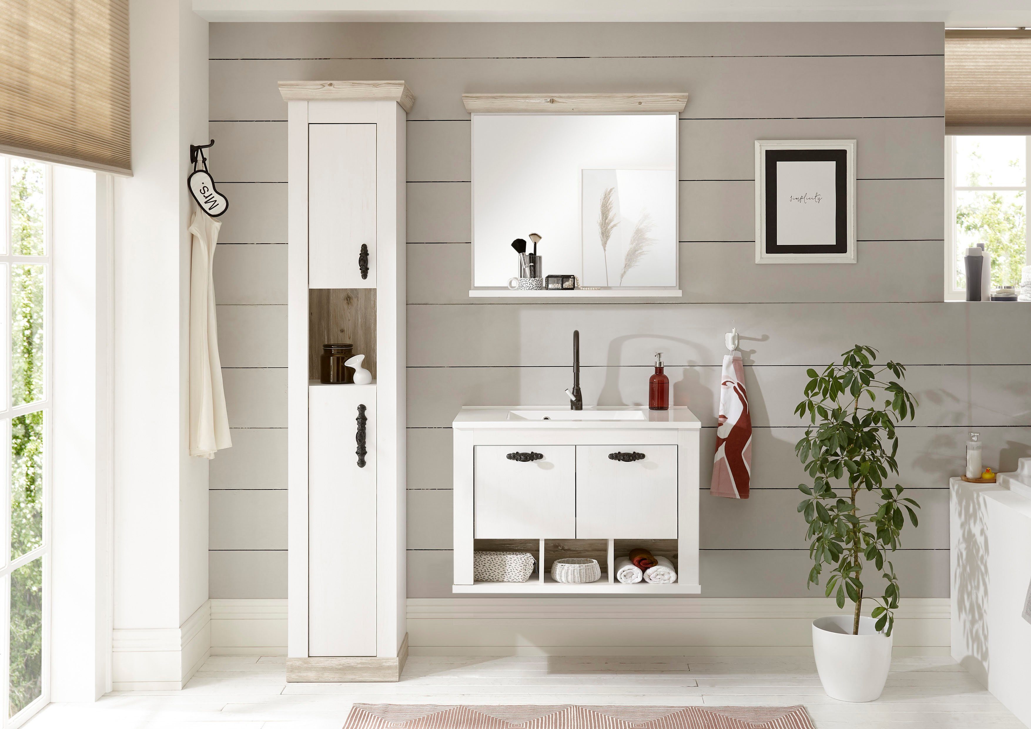 Home affaire Hoge kast Florenz, badkamerkast in landhuisstijl, kast met metalen handgrepen