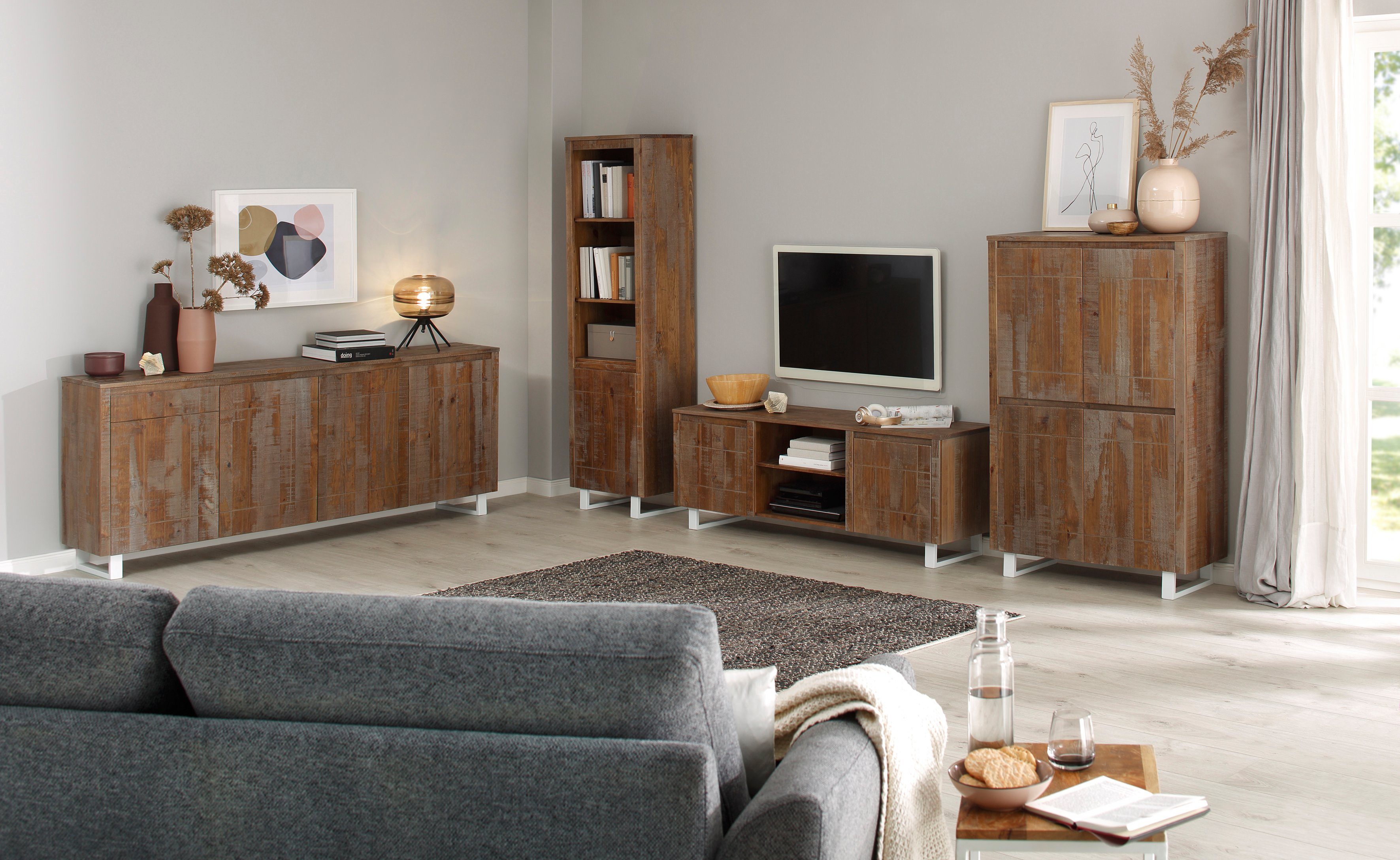 Home affaire Boekenkast Lagos van mooi massief grenenhout, greeploos, breedte 55 cm