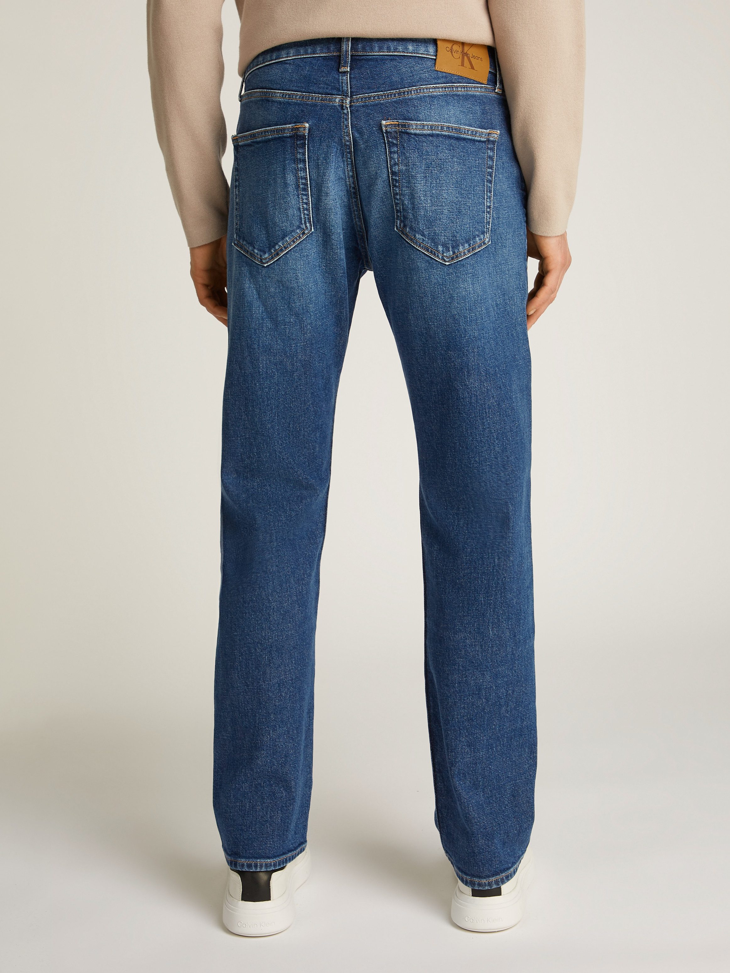 Calvin Klein Straight jeans STANDARD STRAIGHT Muntzakje, logo borduursel
