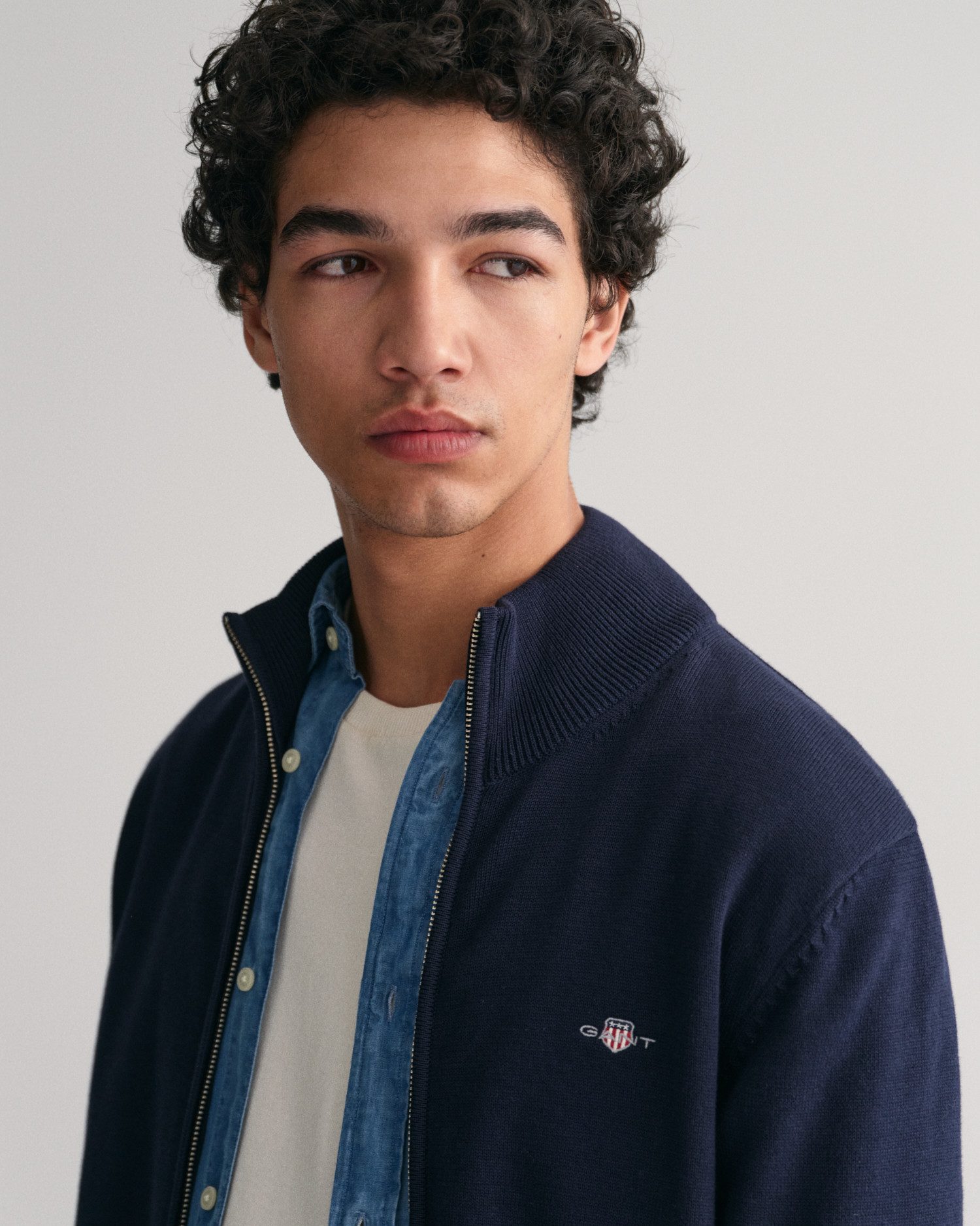 Gant Cardigan CASUAL COTTON ZIP CARDIGAN Met ribbels aan opstaande kraag, mouwen en zoom