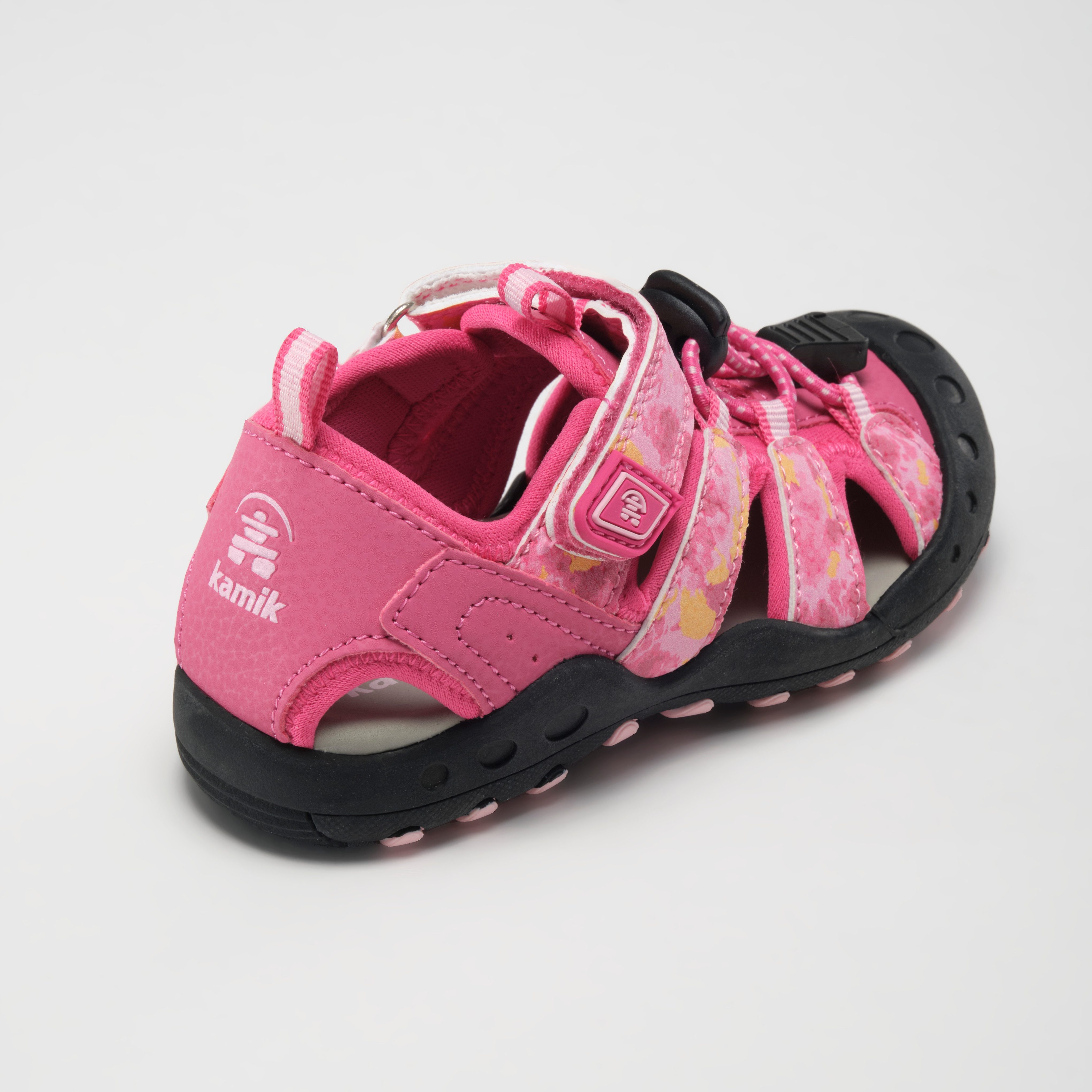 Kamik Sandalen Crab Print Sandaal met teenbescherming