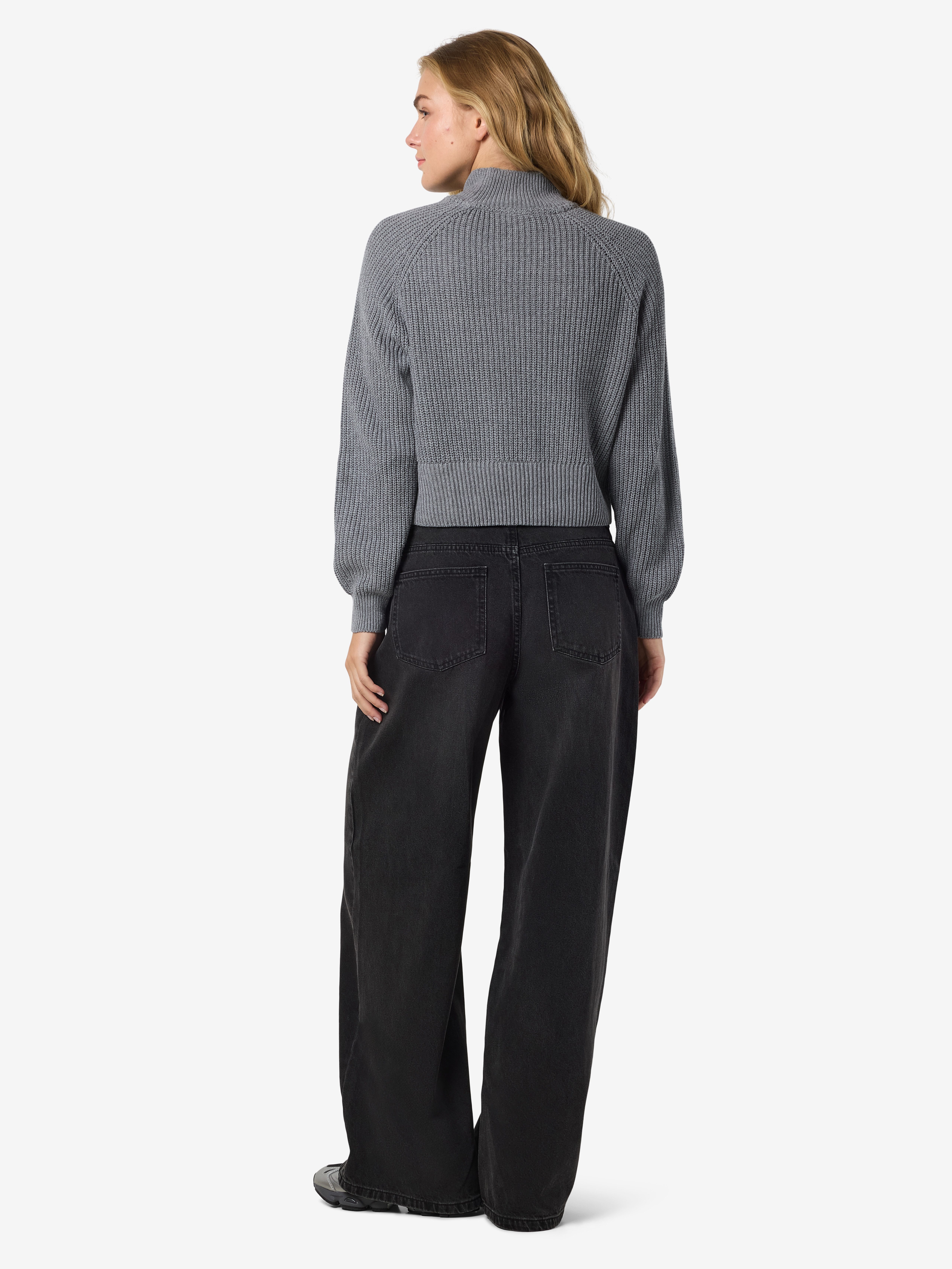 Noisy may Trui met staande kraag NMDARA L/S HIGH NECK KNIT FWD NOOS