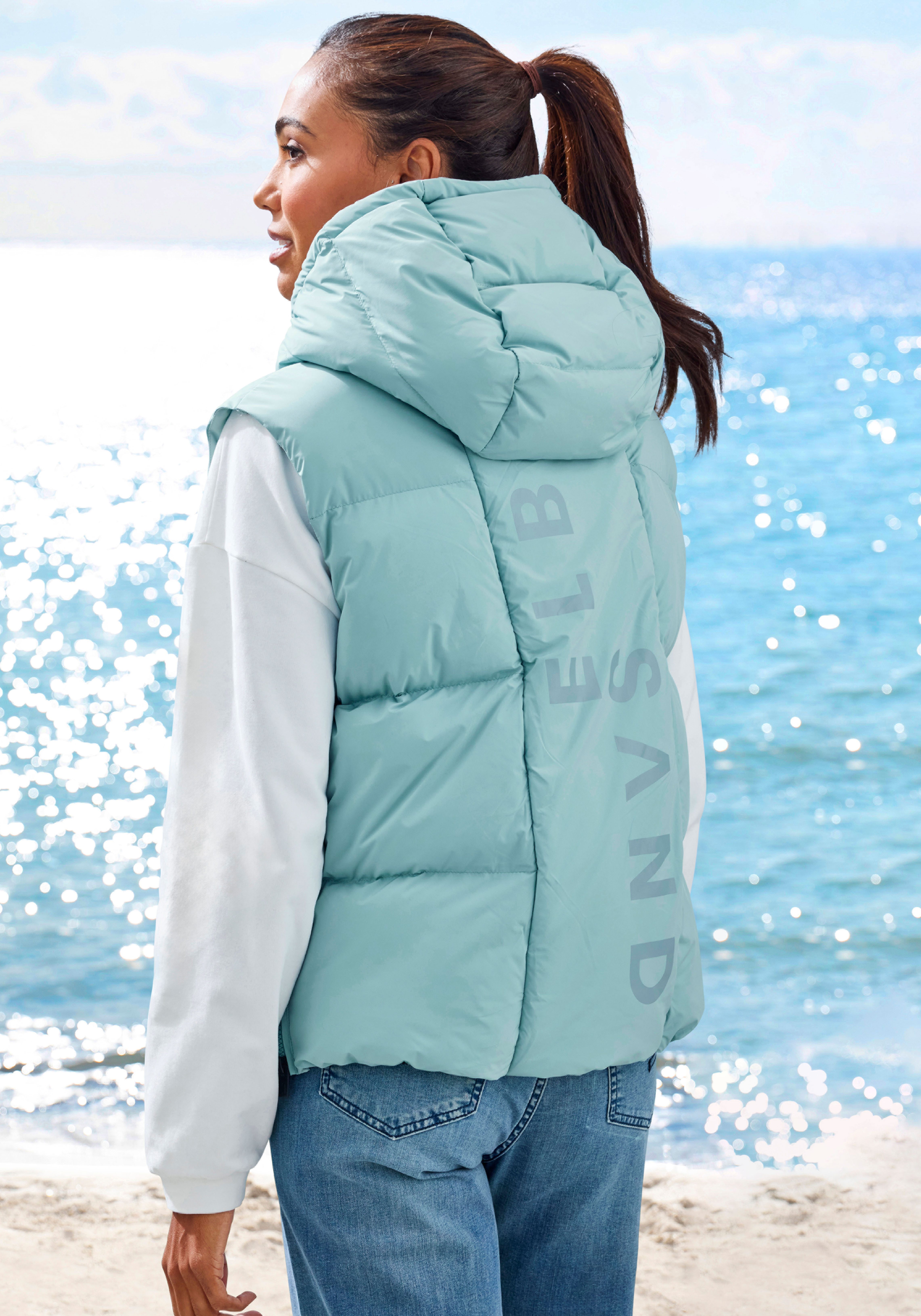 Elbsand Bodywarmer met grote logoprint op de rug