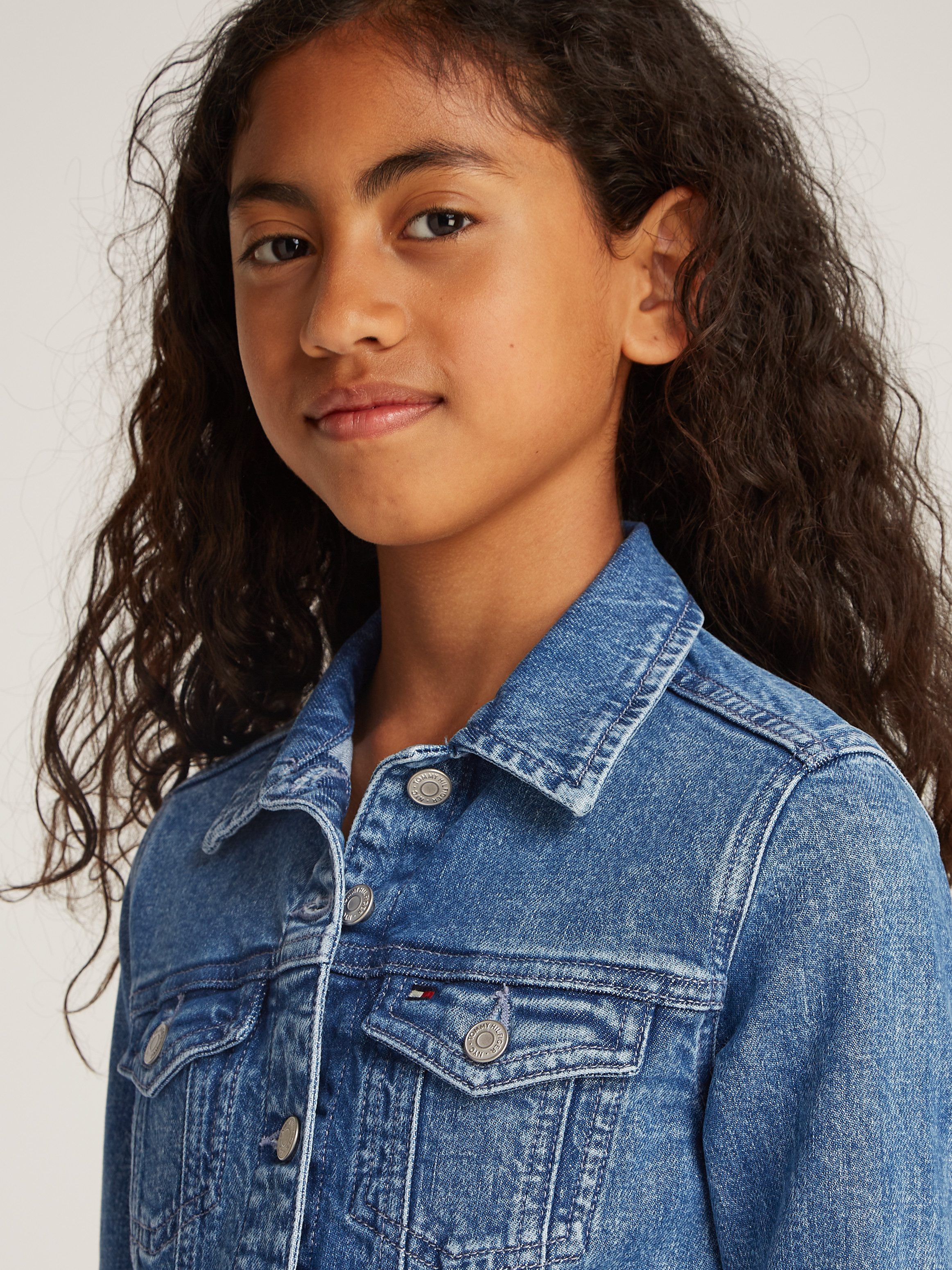Tommy Hilfiger Jeans jurk DENIM DRESS LS met borstzakken in blauwe wassing