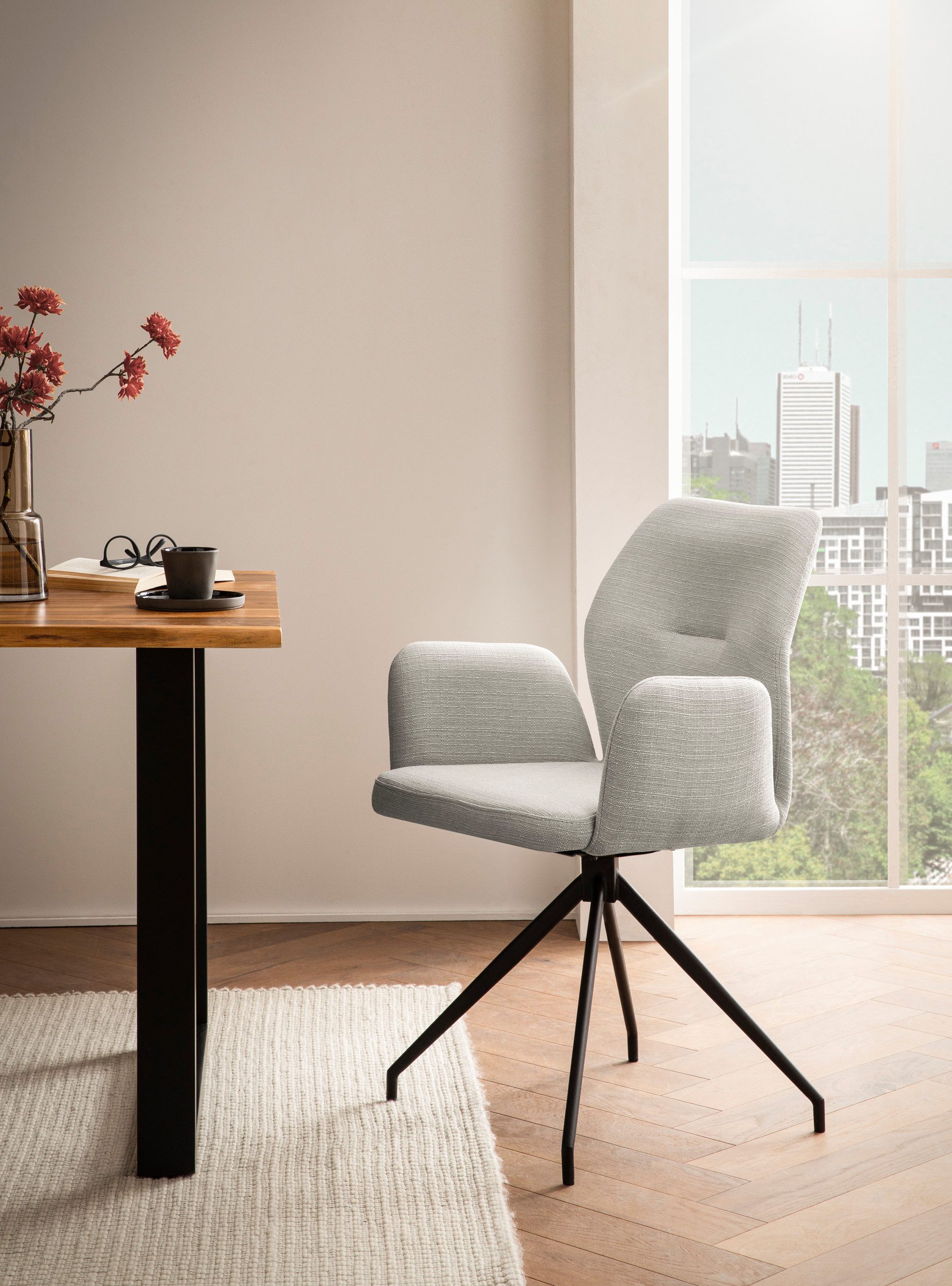 SalesFever Eetkamerstoel Taormina armstoel, frame zwart Eetkamerstoel met 180° draaifunctie (1 stuk)