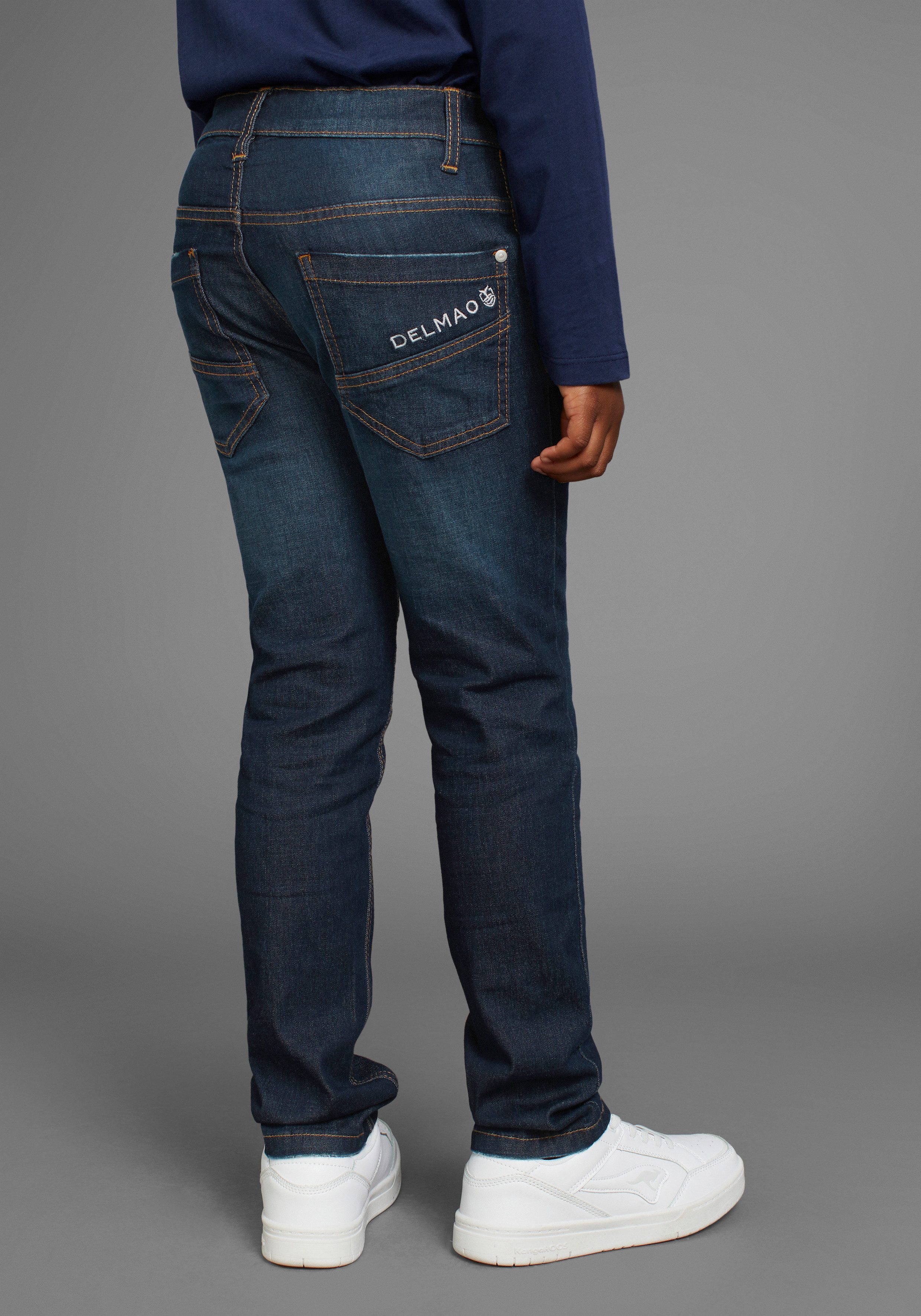 DELMAO Stretch jeans Straight-fit jeans for boys elastisch materiaal, used-look-wassing, lage taille