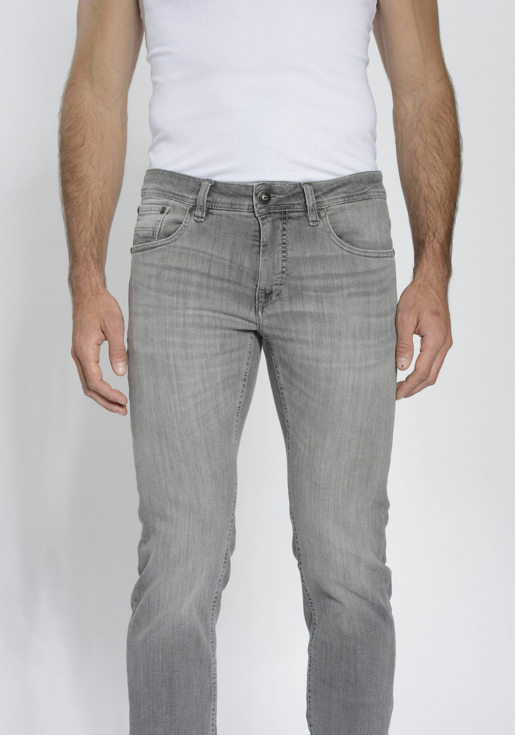 GANG 5-pocket jeans 94NICO in twee verschillende broeklengtes in 5-pocket stijl