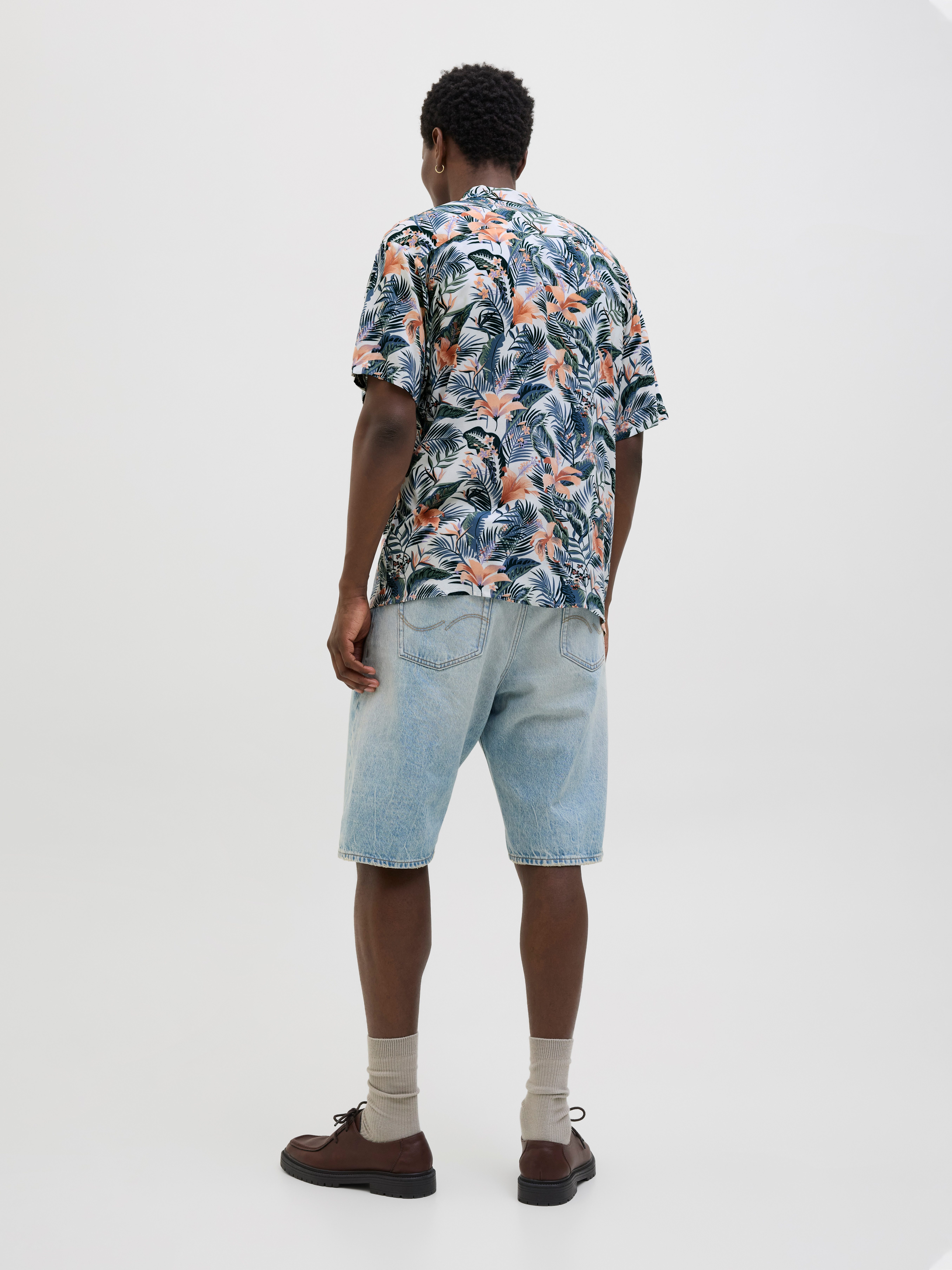 Jack & Jones Overhemd met korte mouwen JJEJEFF TROPICAL AOP RESORT SHIRT SS SN