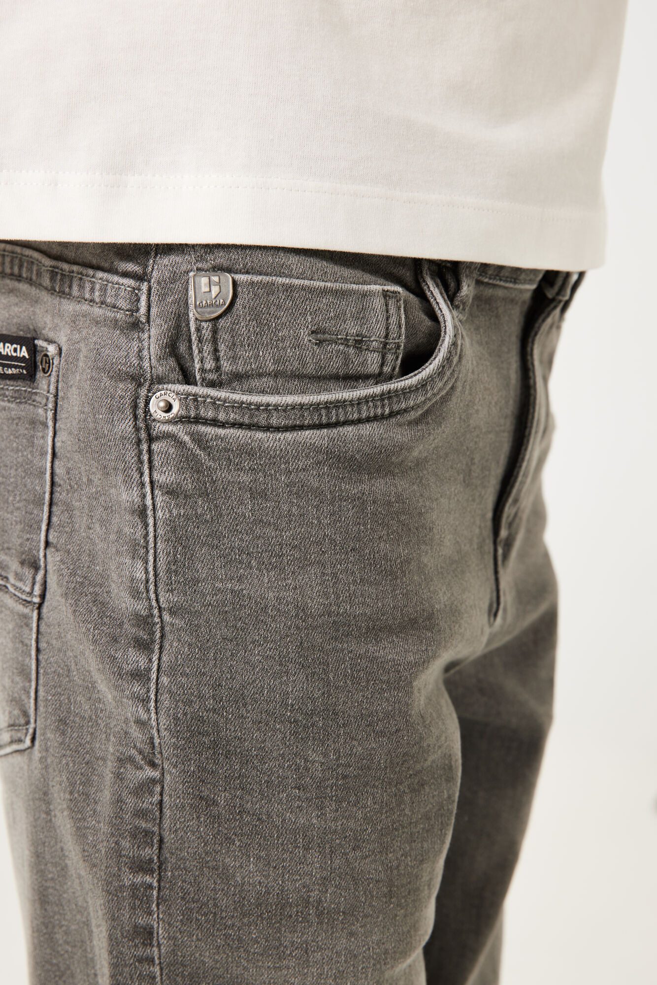 Garcia Jeansshort TAVIO met used-effecten