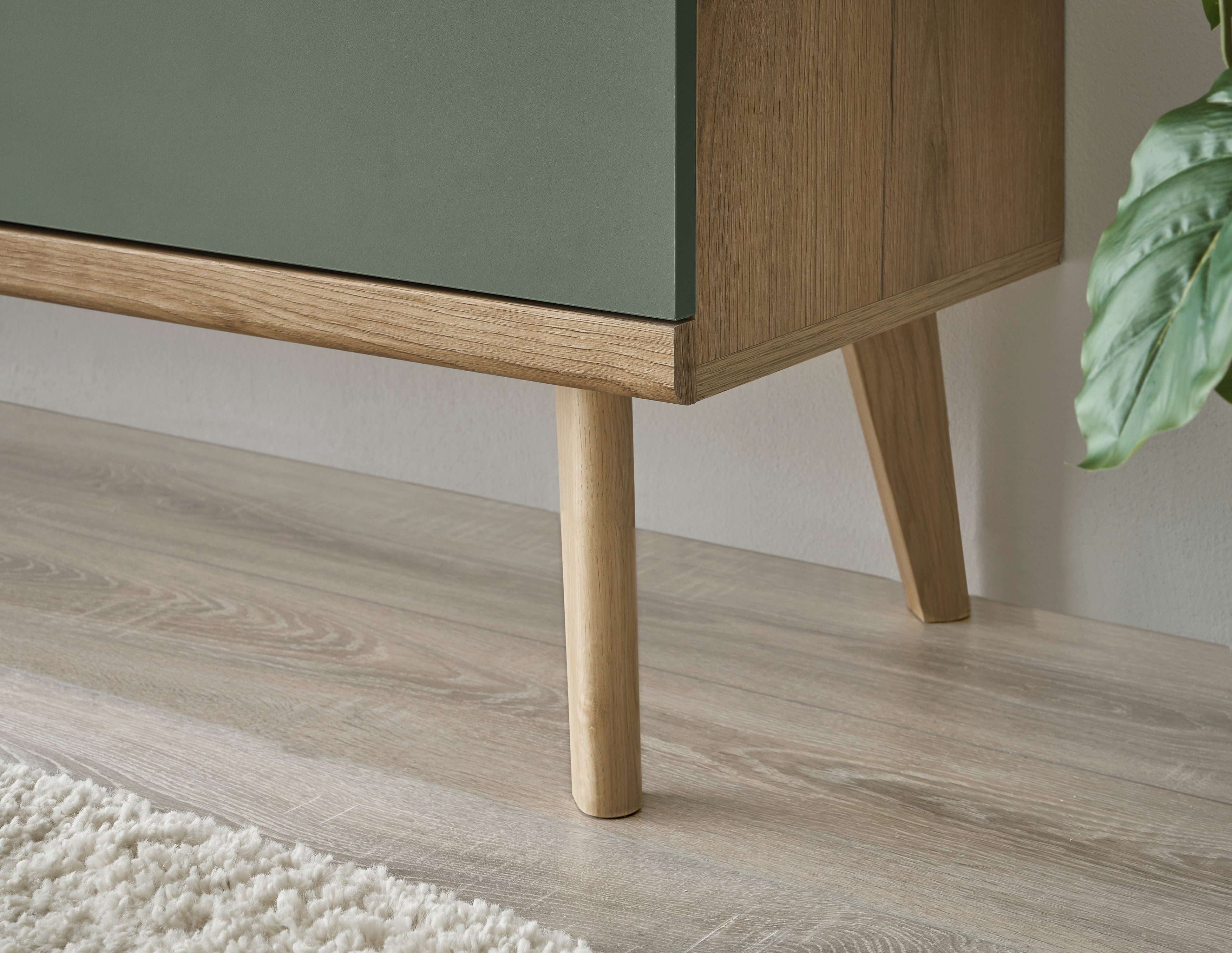 INOSIGN Vitrinekast MAVAS in moderne trendkleur, handgrepen van metaal (zwart), hoogte 134 cm