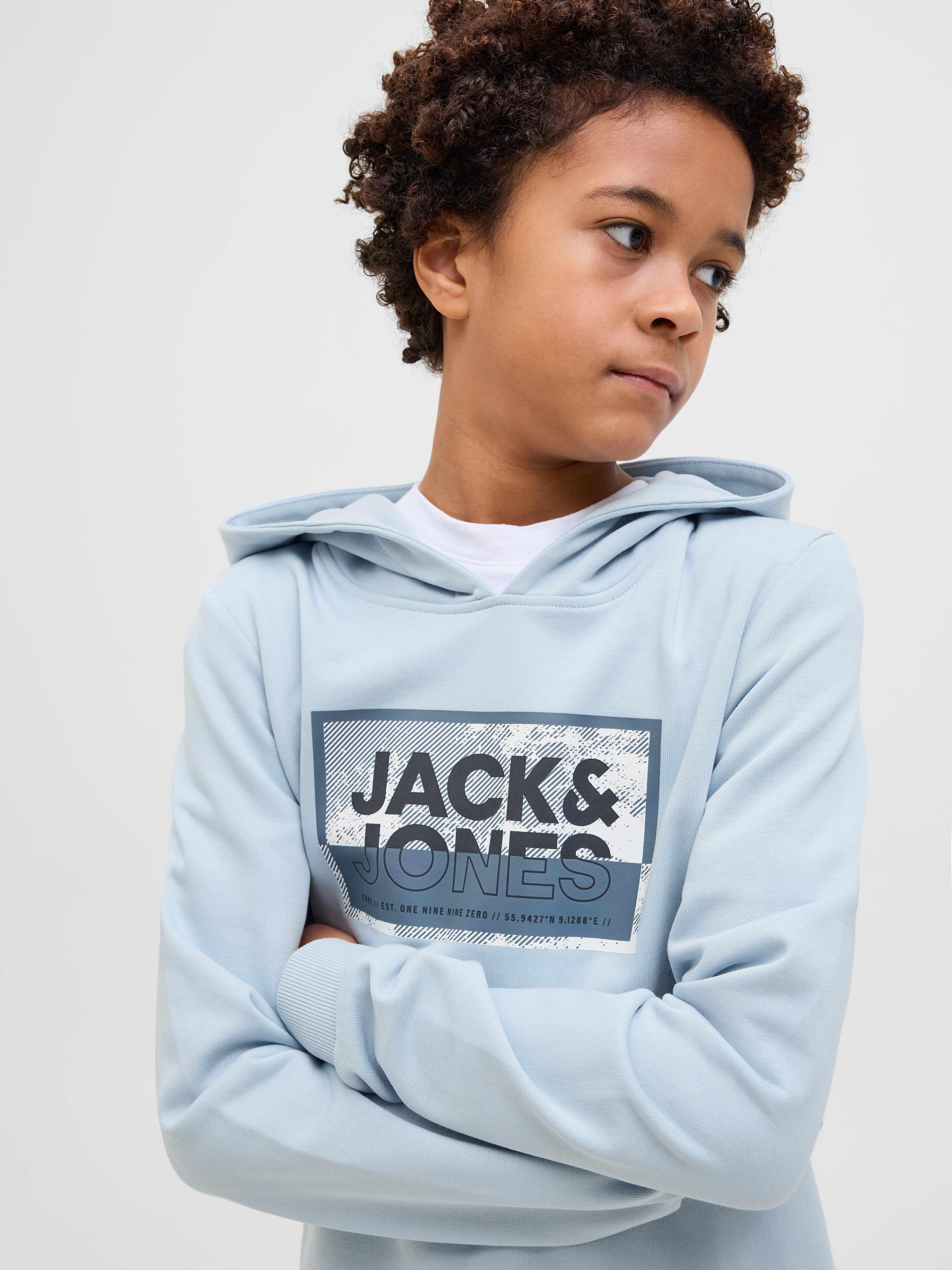 Jack & Jones Junior Hoodie JCOLOGAN SS24 PRINT SWEAT HOOD SN JNR