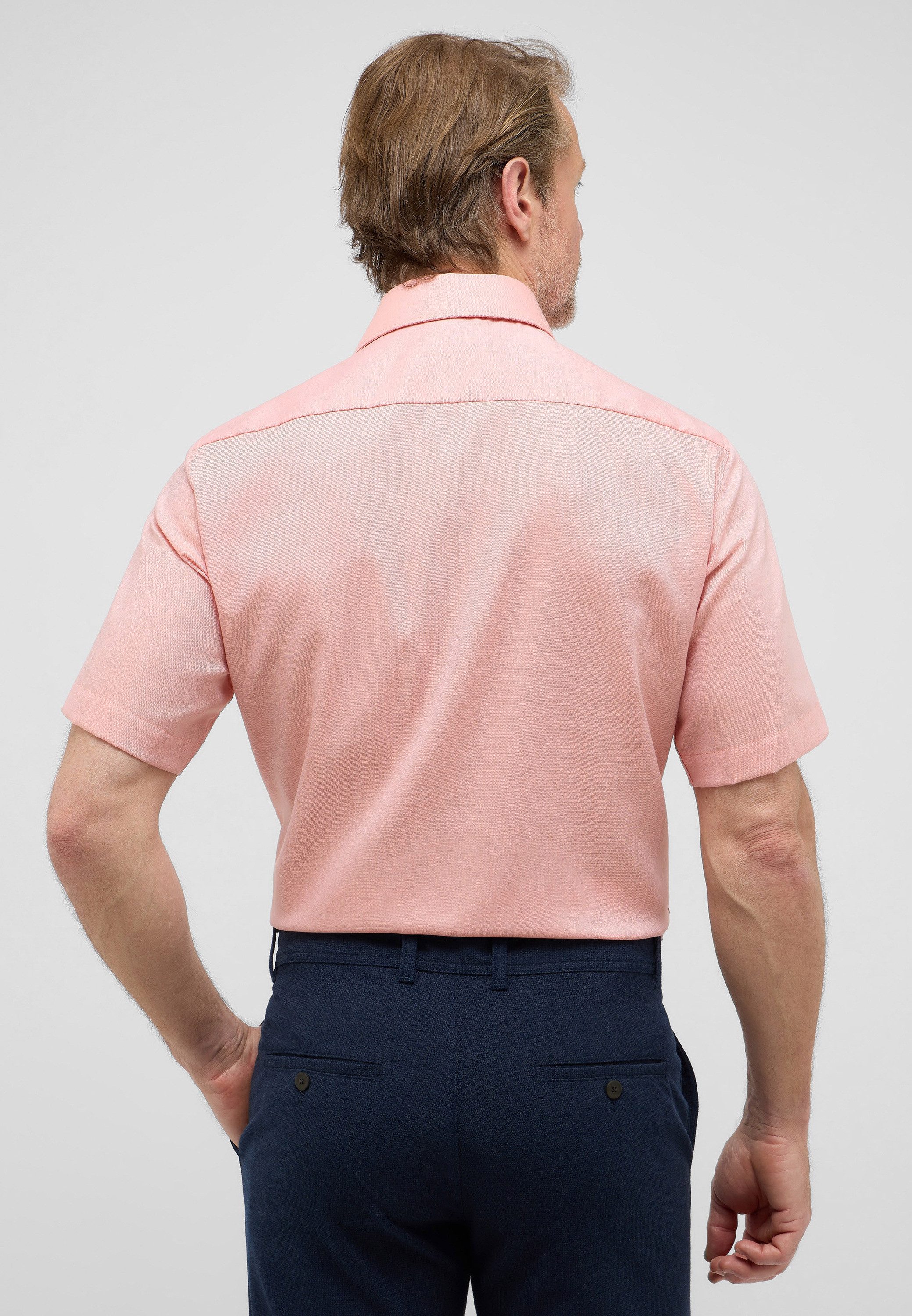 Eterna Overhemd met korte mouwen MODERN FIT NON IRON (strijkvrij)