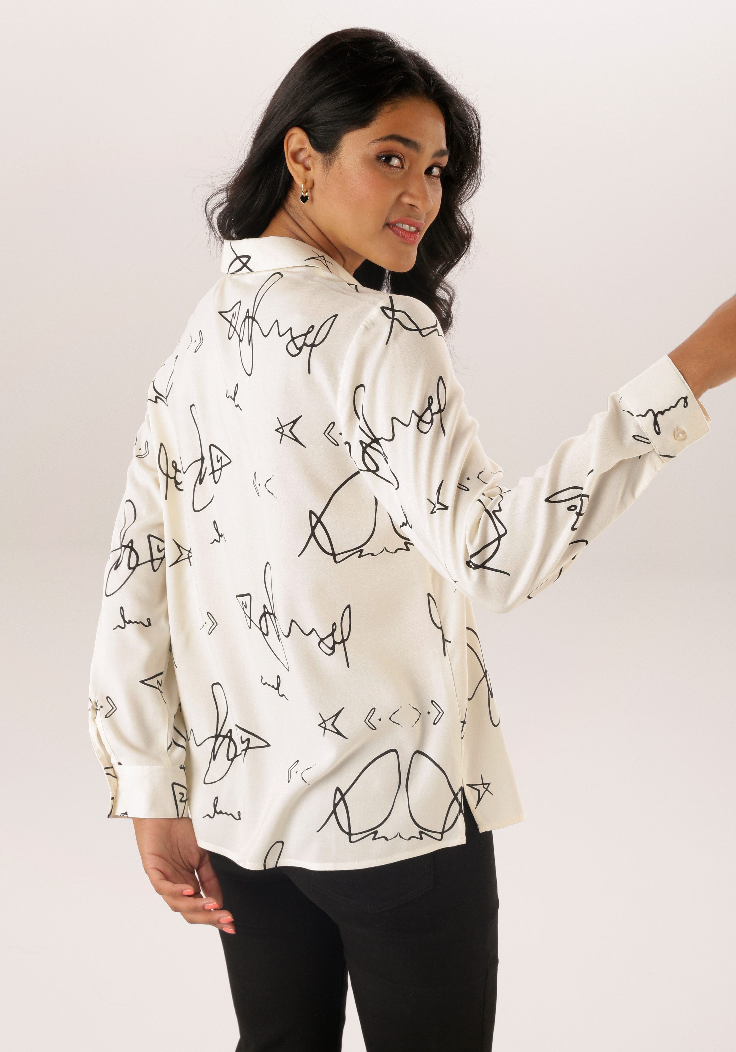 Aniston SELECTED Overhemdblouse met modieus stijlvolle all-over-print - nieuwe collectie