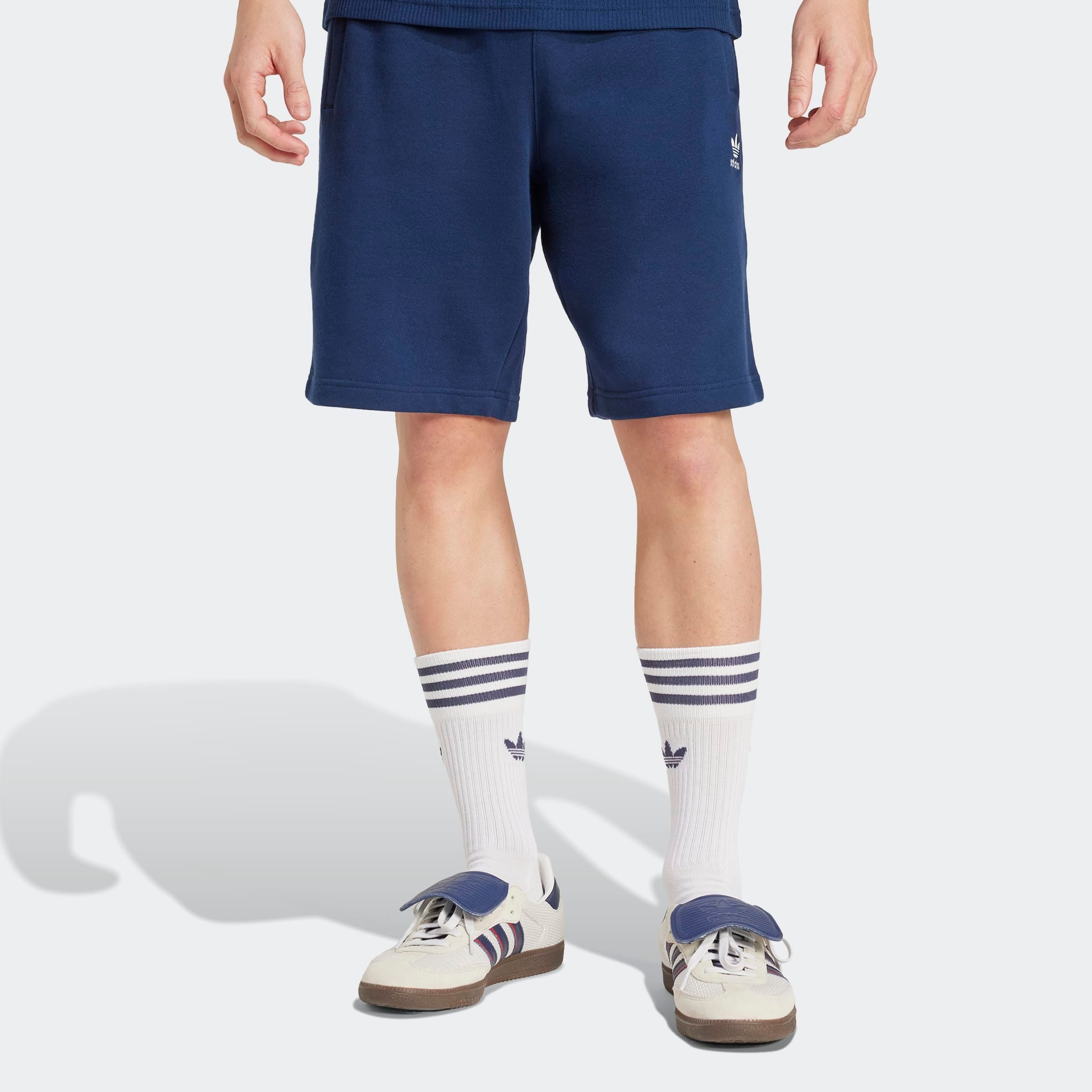 adidas Originals Short ESS SHO Essentiële sweat shorts met logo, van zacht french terry materiaal (1-delig)