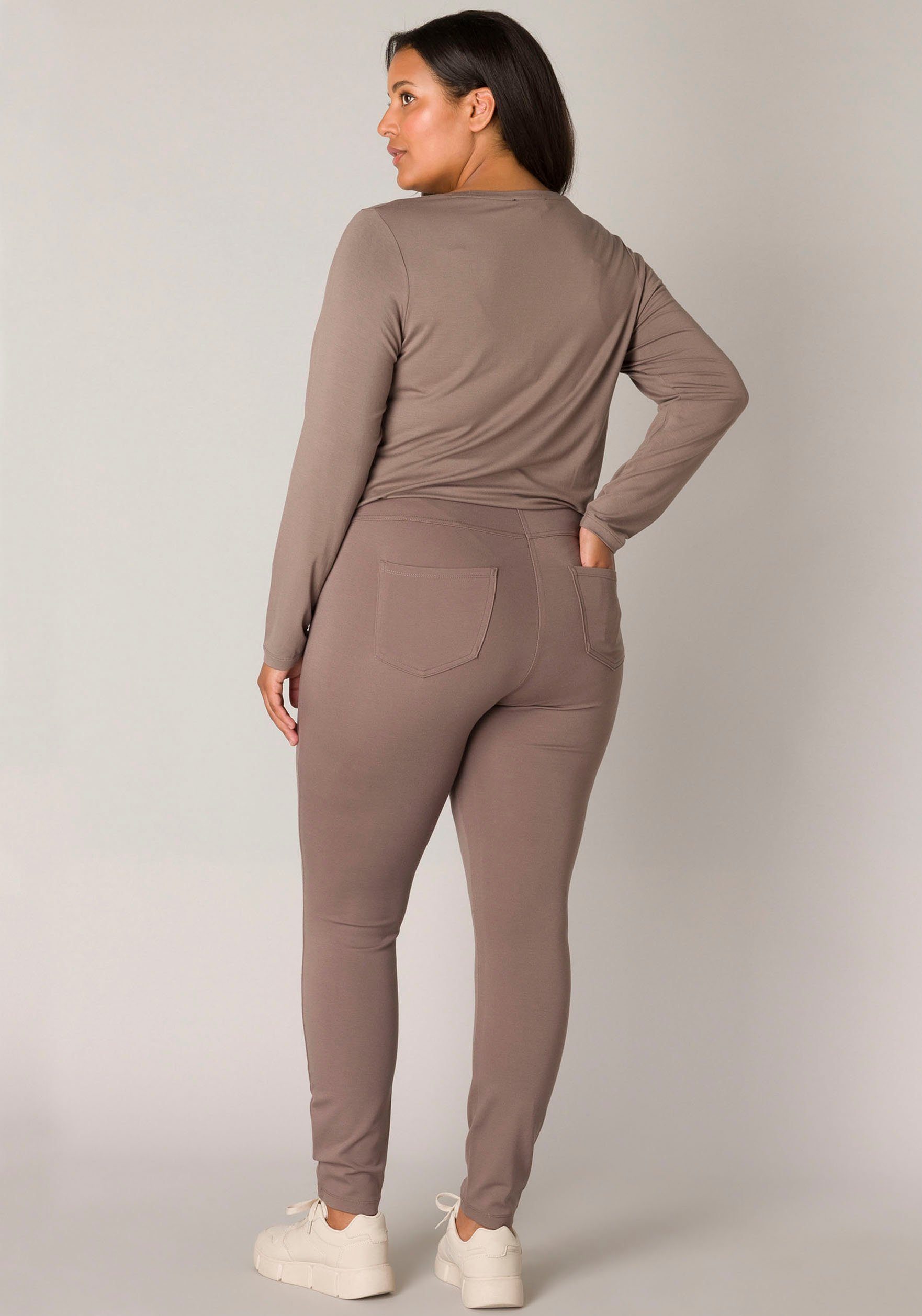 Base Level Curvy Tregging met elastische taille