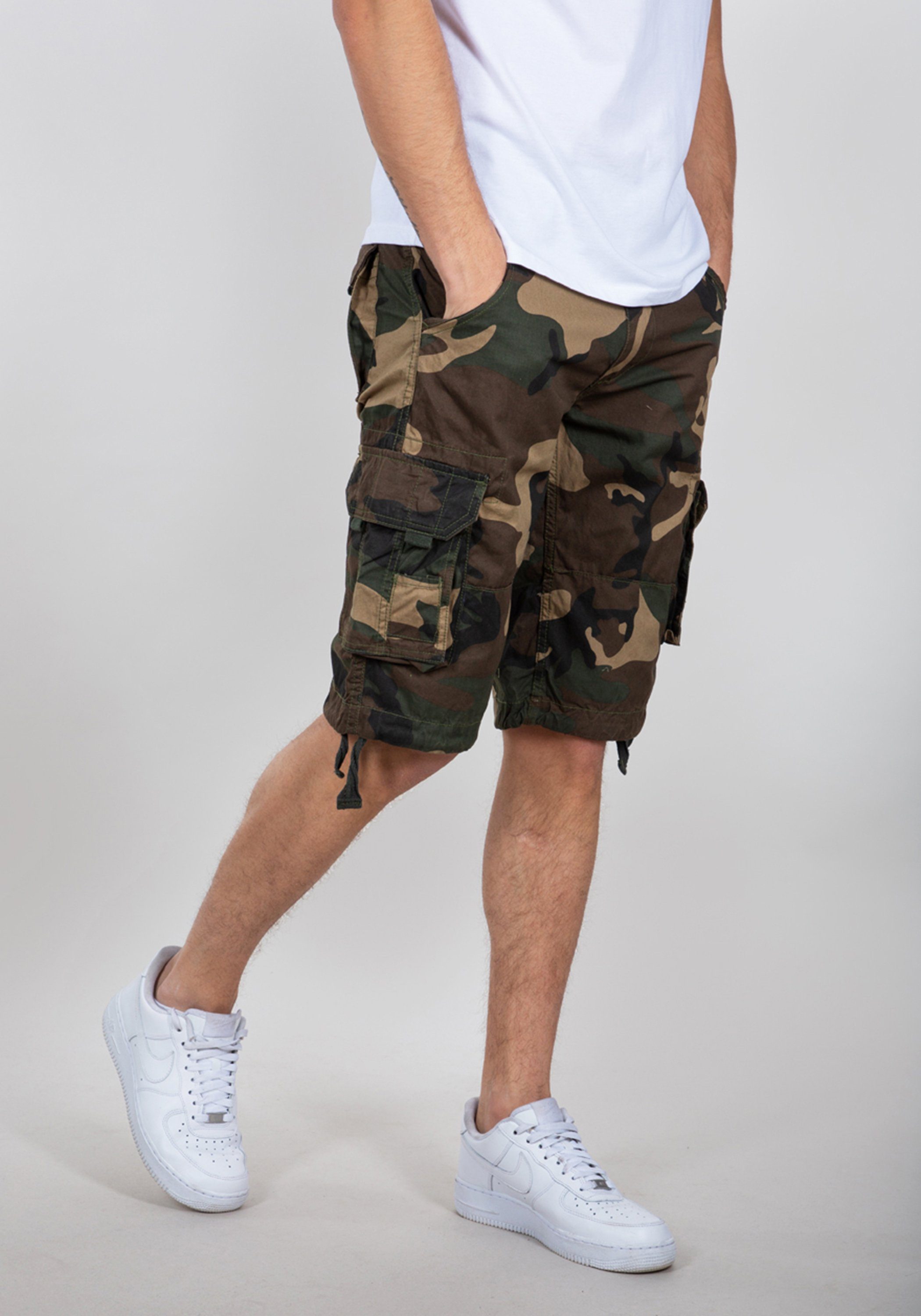 Alpha Industries Short ALPHA INDUSTRIES Men - Shorts Jet Short Camo heren broeken maat 32 multicolor