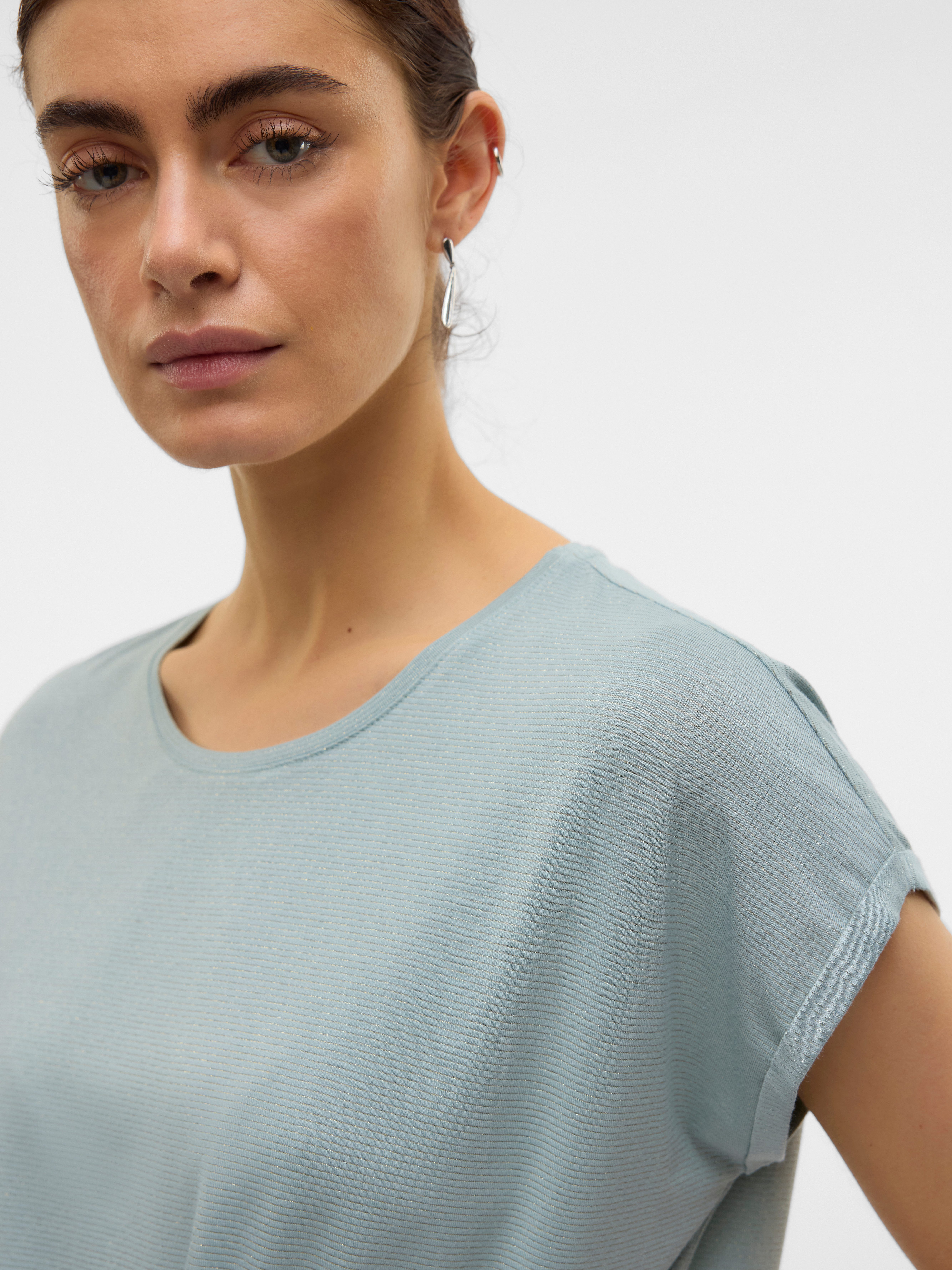 Vero Moda Shirt met ronde hals VMLAVA PLAIN SS TOP LUREX STRIPE
