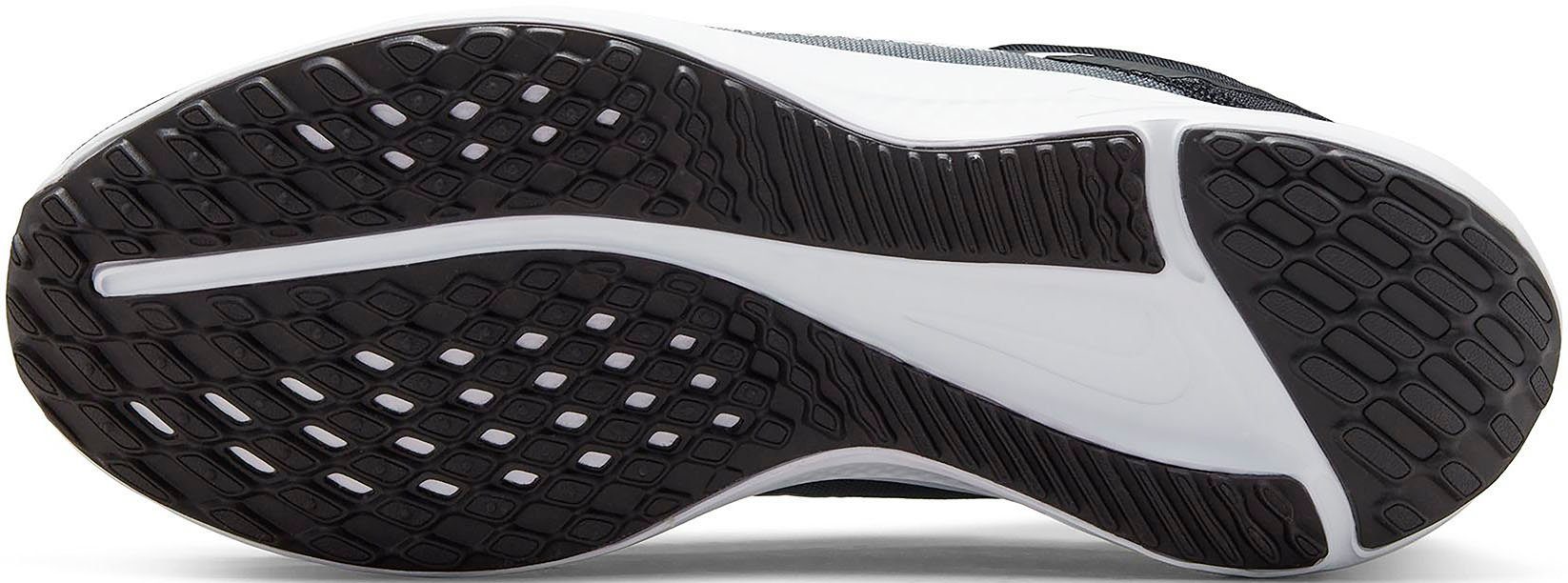 Nike Runningschoenen QUEST 5