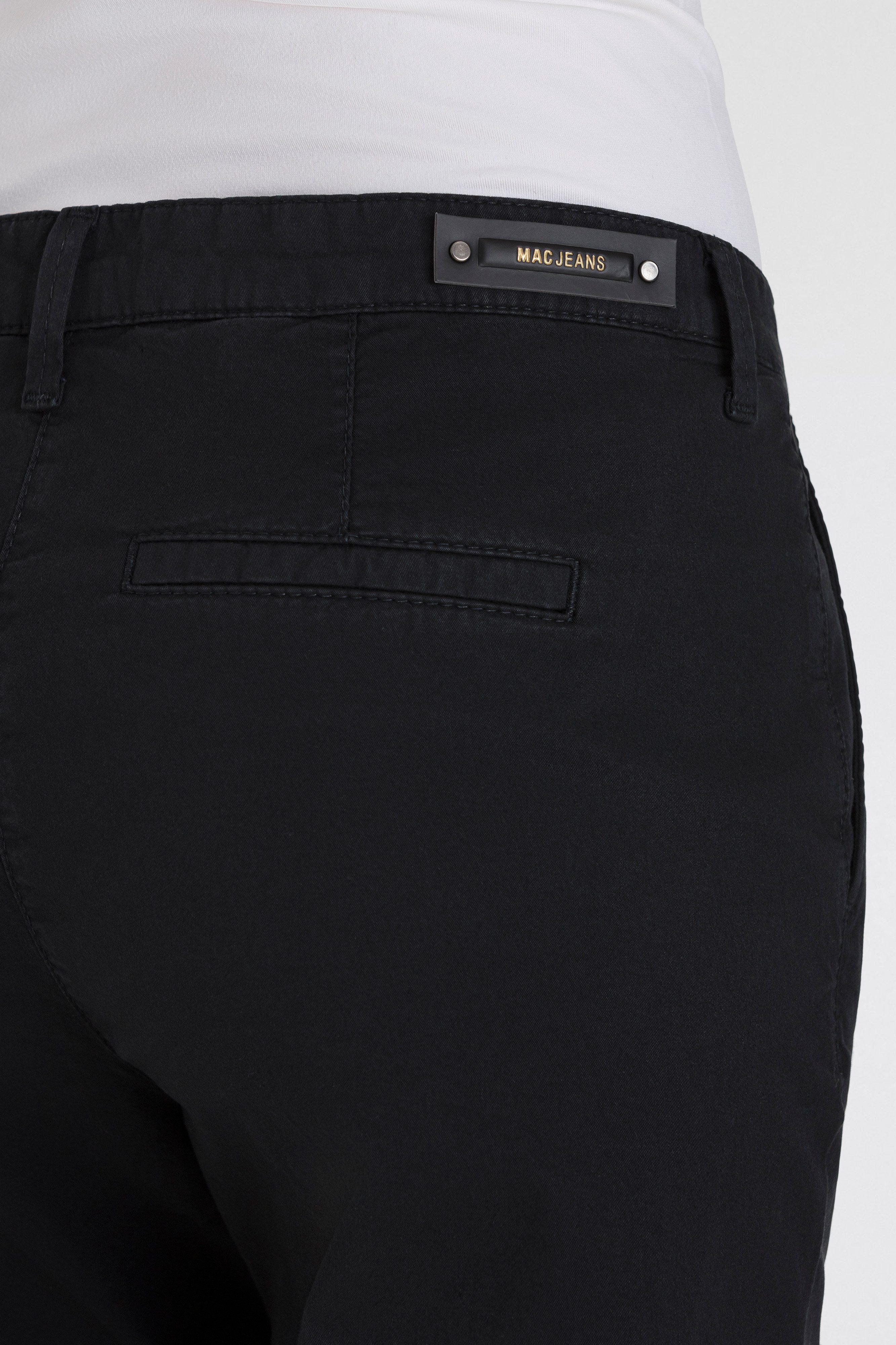 MAC Chino turn up met subtiele glans, elegant en sportief tegelijk