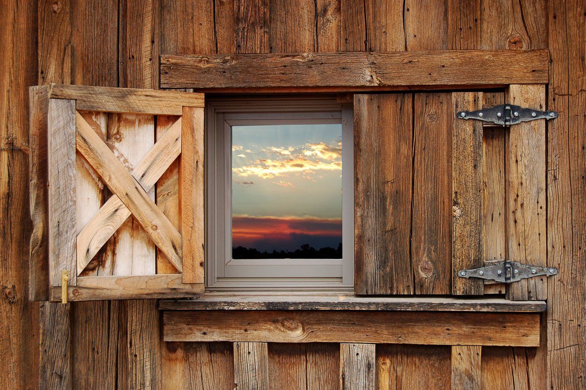 Papermoon Fotobehang Scheunenfenster