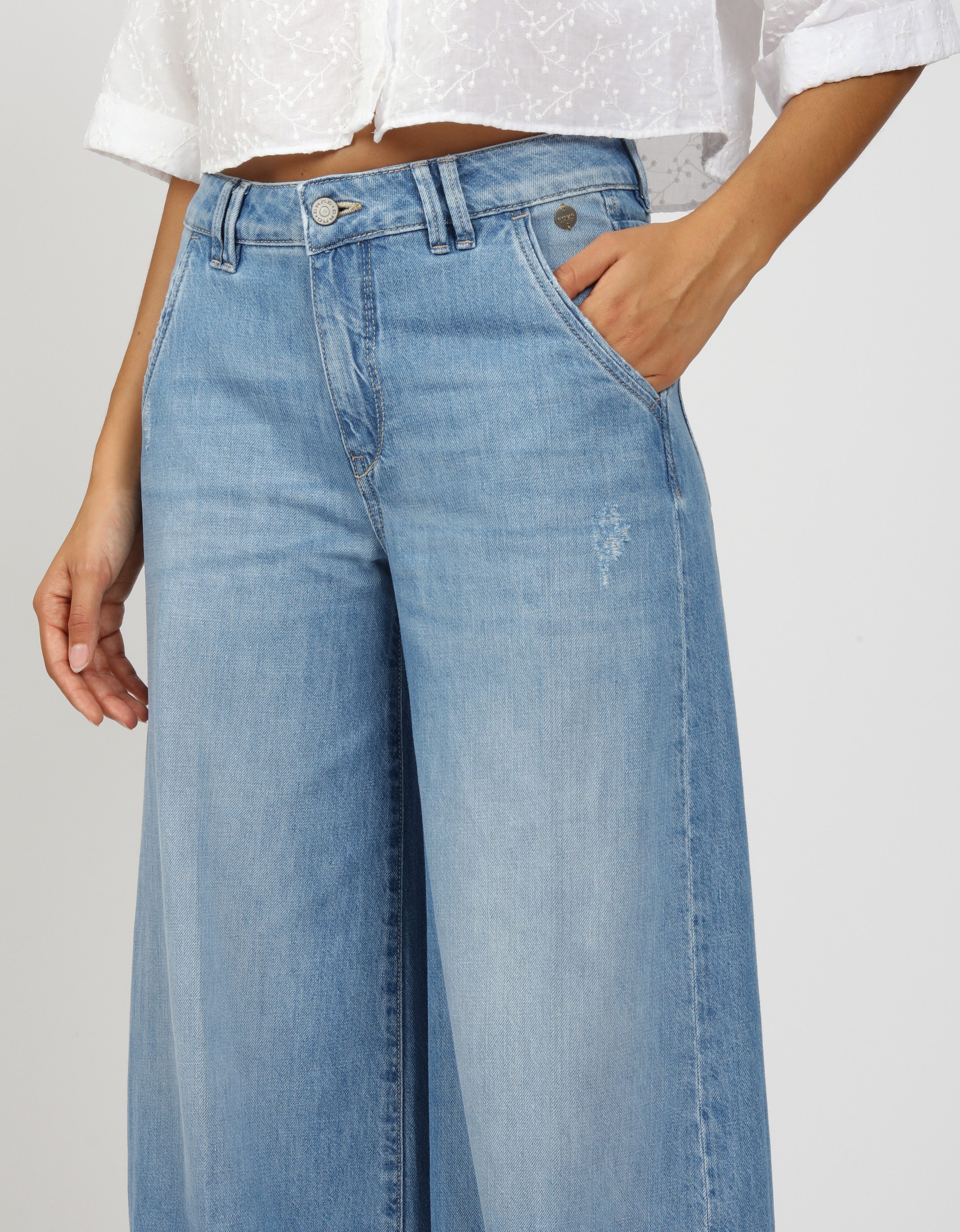 GANG Wijde jeans 94MONA met wijde pijpen en open zoom