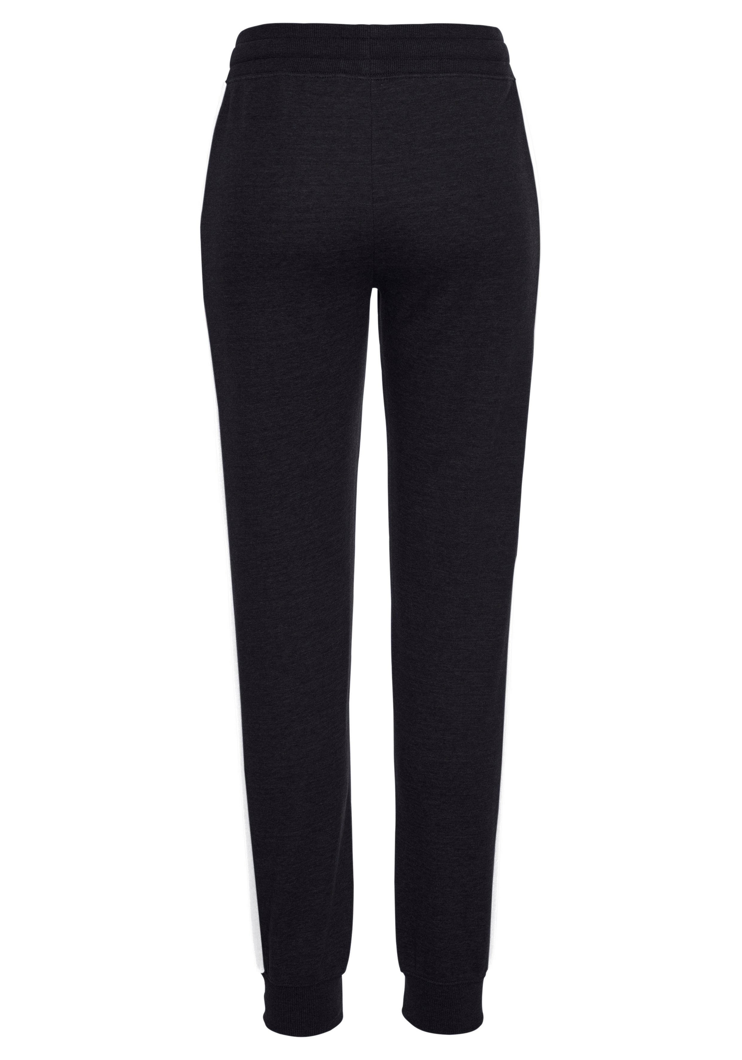 Bench. Loungewear Sweatbroek met strepen opzij en smalle pijpen