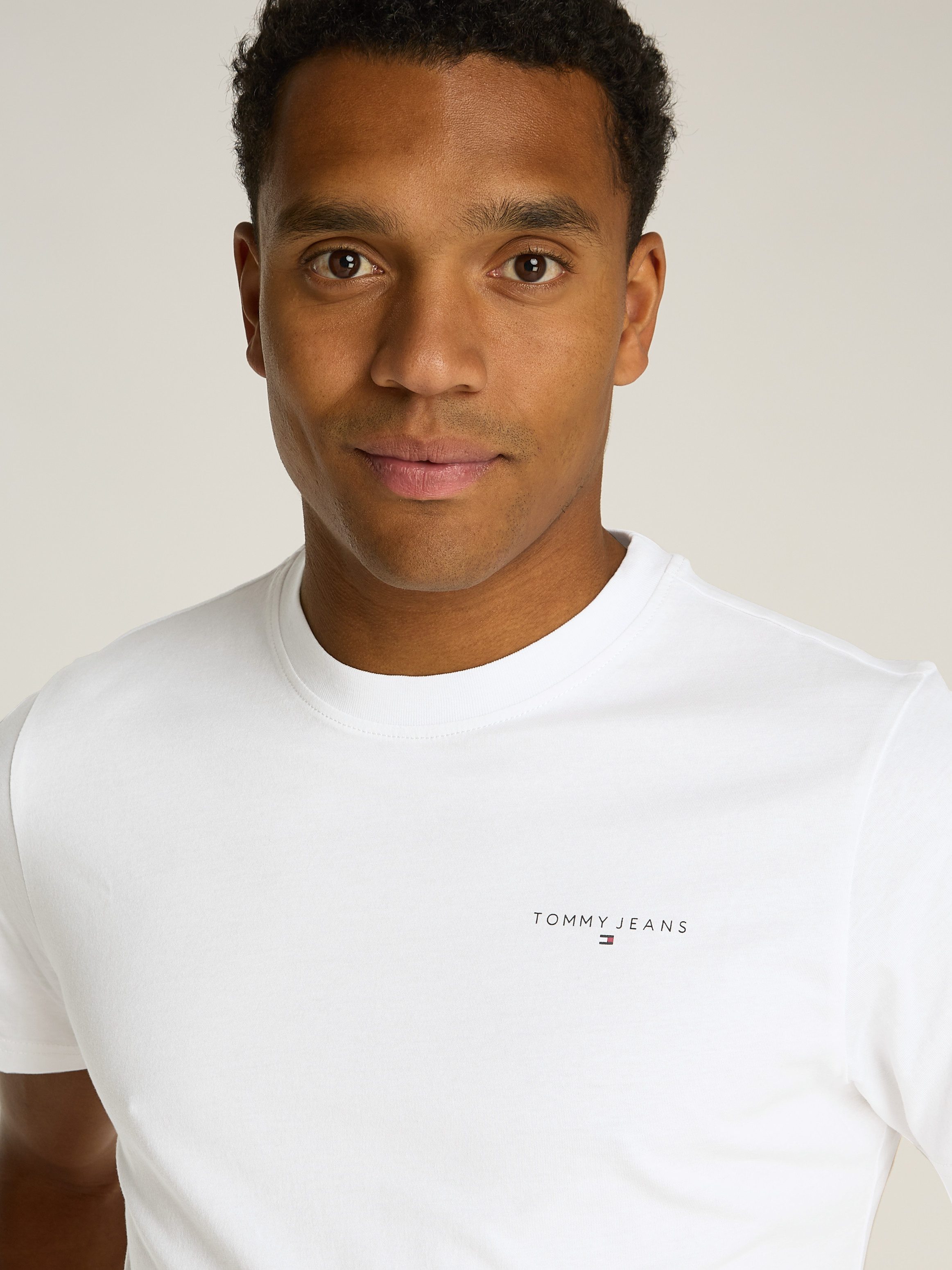 TOMMY JEANS T-shirt TJM SLIM LINEAR CHEST TEE EXT