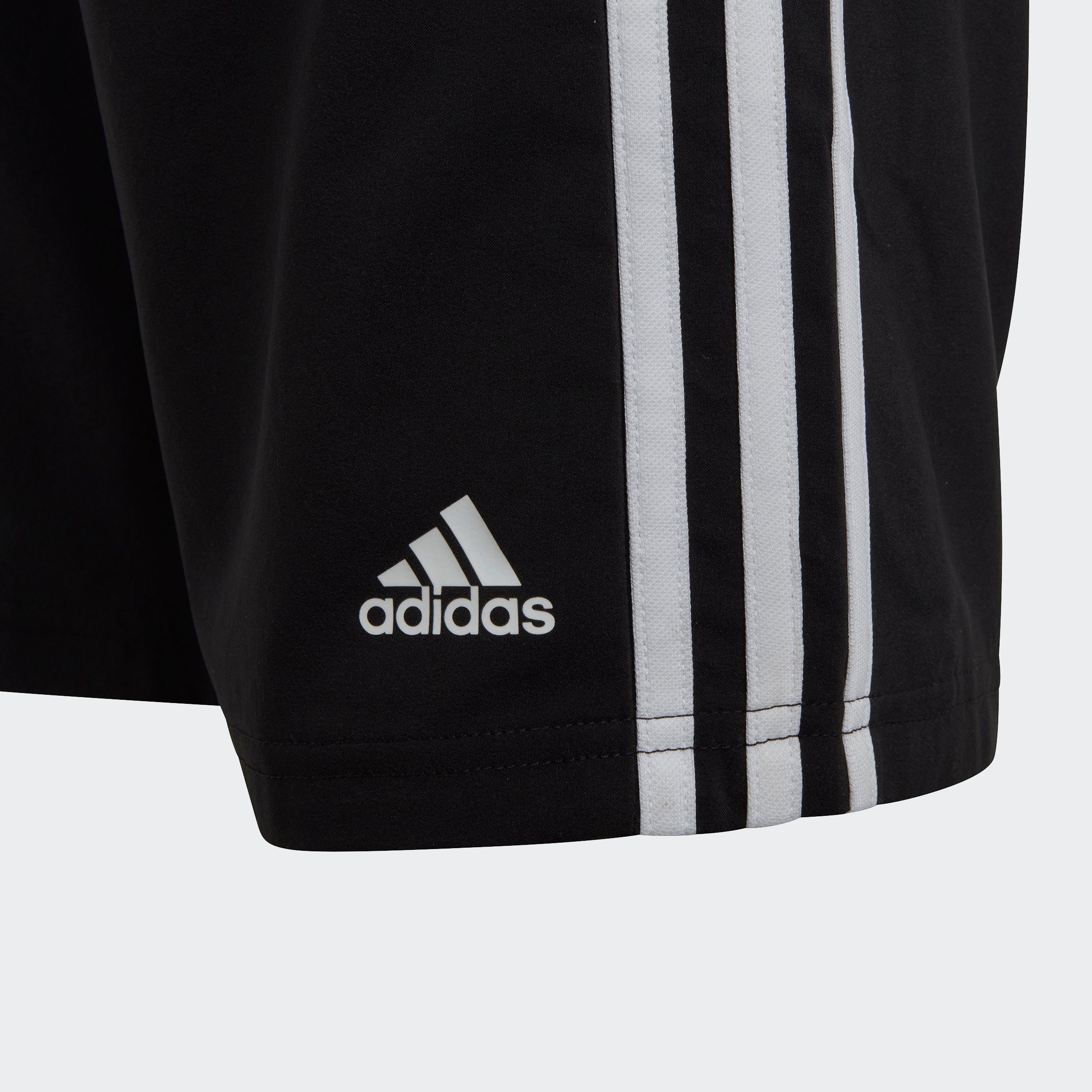adidas Sportswear Short ESSENTIALS 3-STRIPES WOVEN (1-delig)