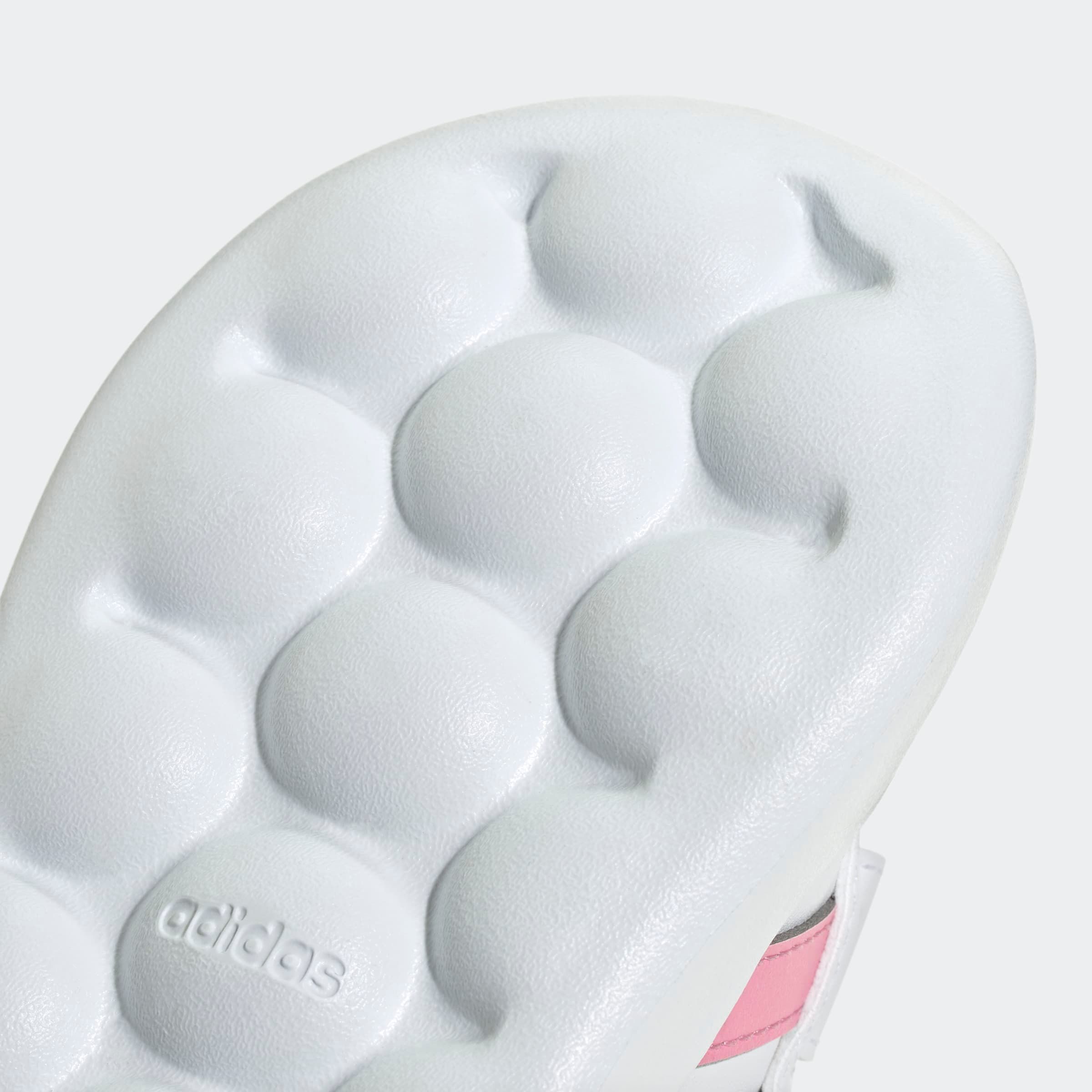 adidas Sportswear Klittenbandschoenen GRAND COURT 2.0 KIDS Design geïnspireerd op de adidas Superstar, voor kinderen
