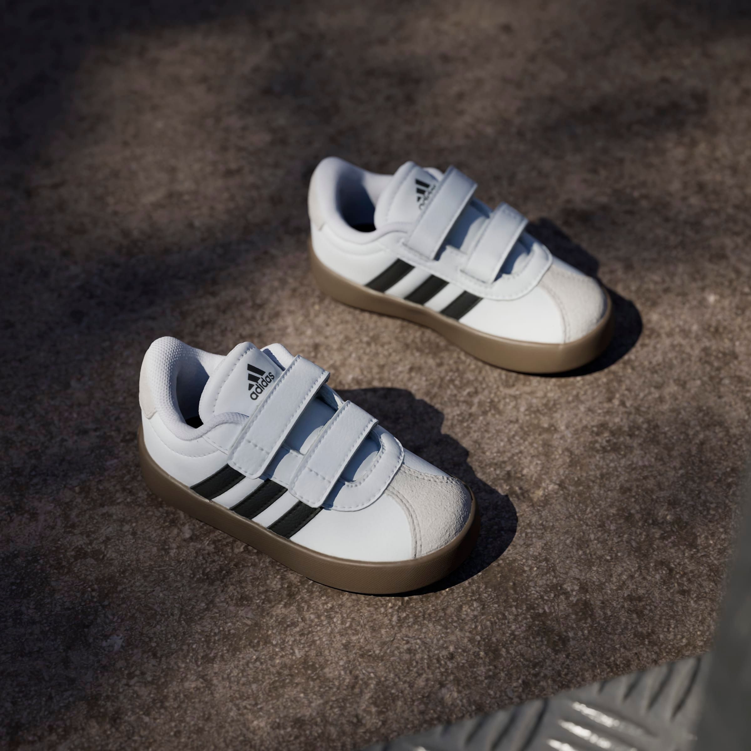 adidas Sportswear Klittenbandschoenen VL COURT 3.0 KIDS geïnspireerd door het ontwerp van de adidas samba