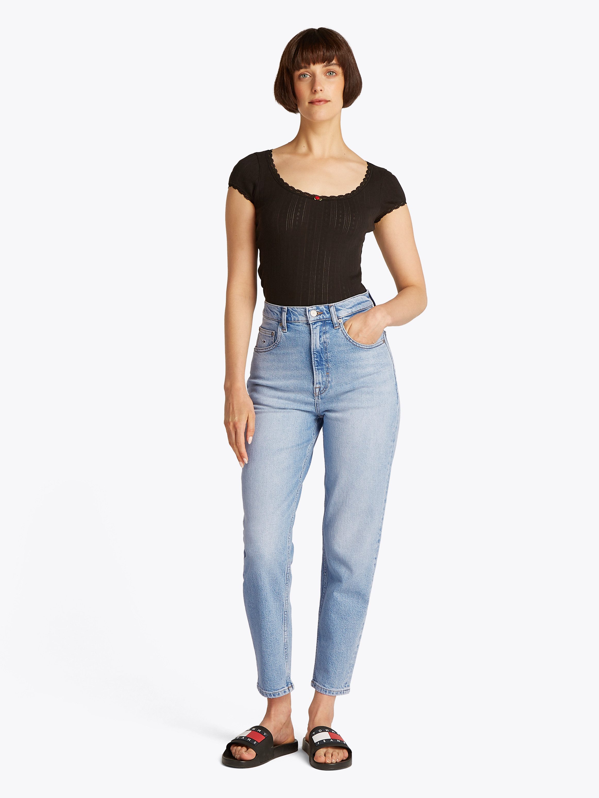 TOMMY JEANS Mom jeans High waist - Mom-Jeans Tapered met logo-borduurwerk, in enkelvrije lengte