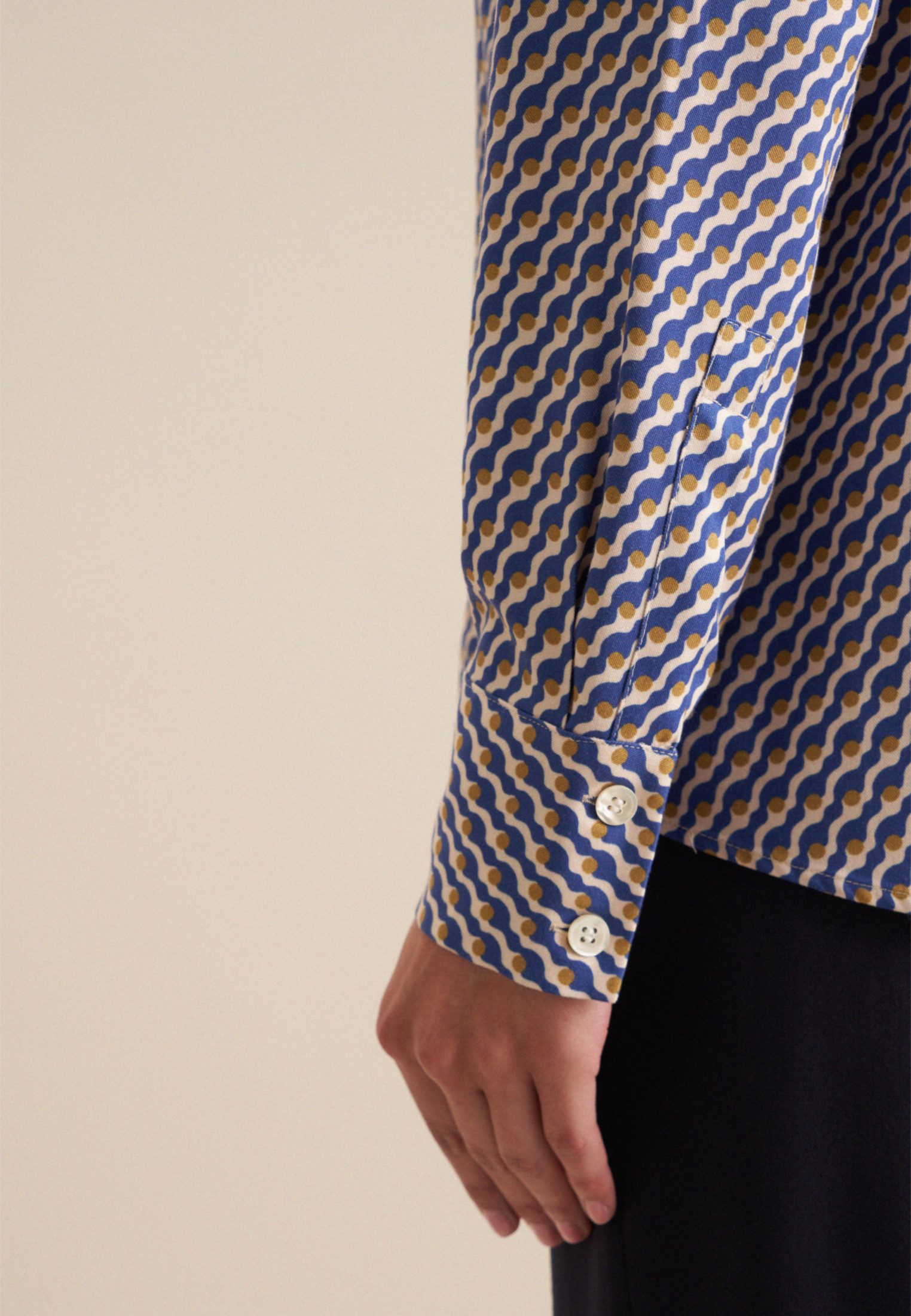 seidensticker Overhemdblouse Zwarte roos Lange mouwen kraag print
