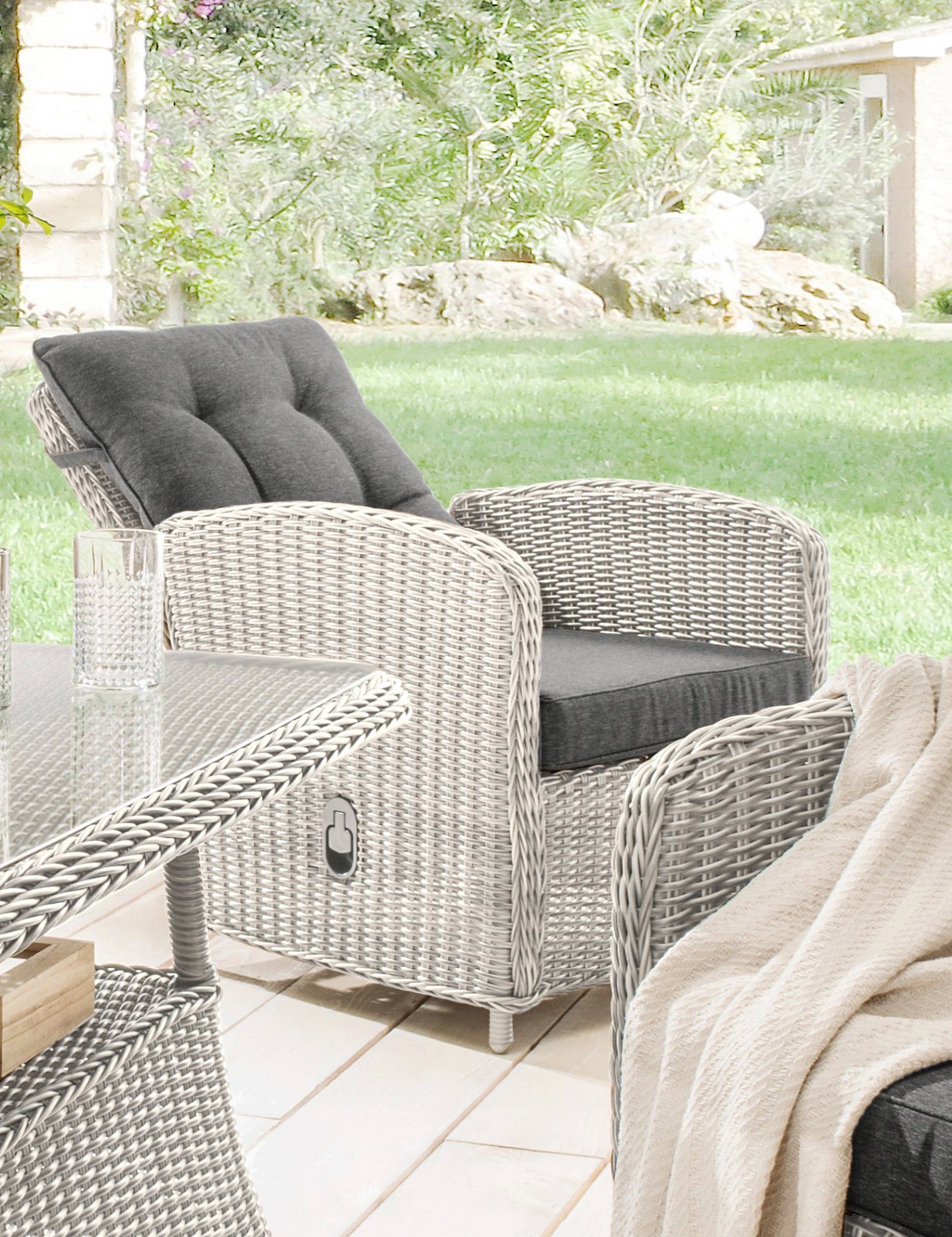 Destiny Loungestoel Merano Aluminium, polyrotan, incl. kussens