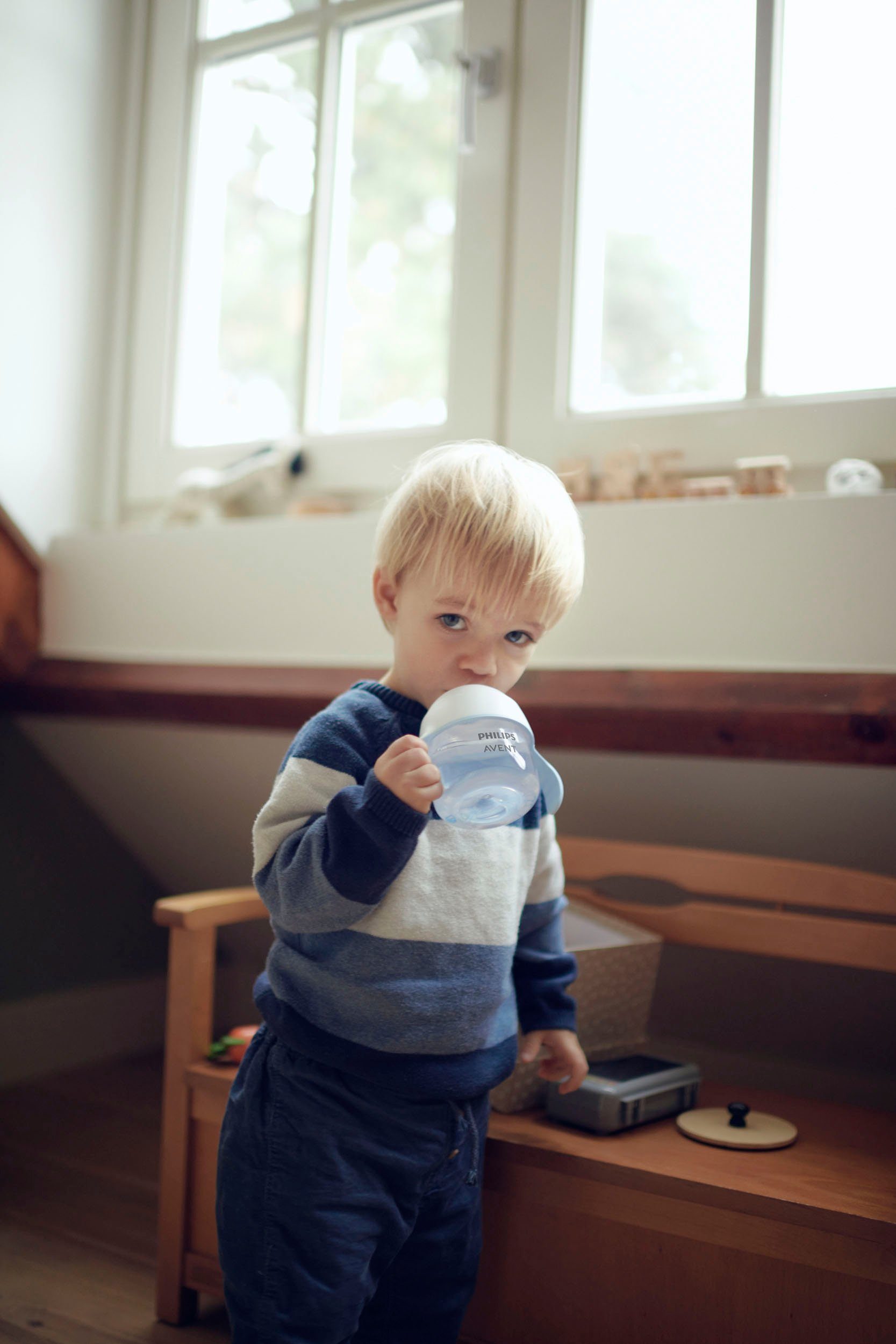 Philips AVENT Babyfles Natural Response SCF263/61 met leergrepen, 125 ml, vanaf 6 maanden