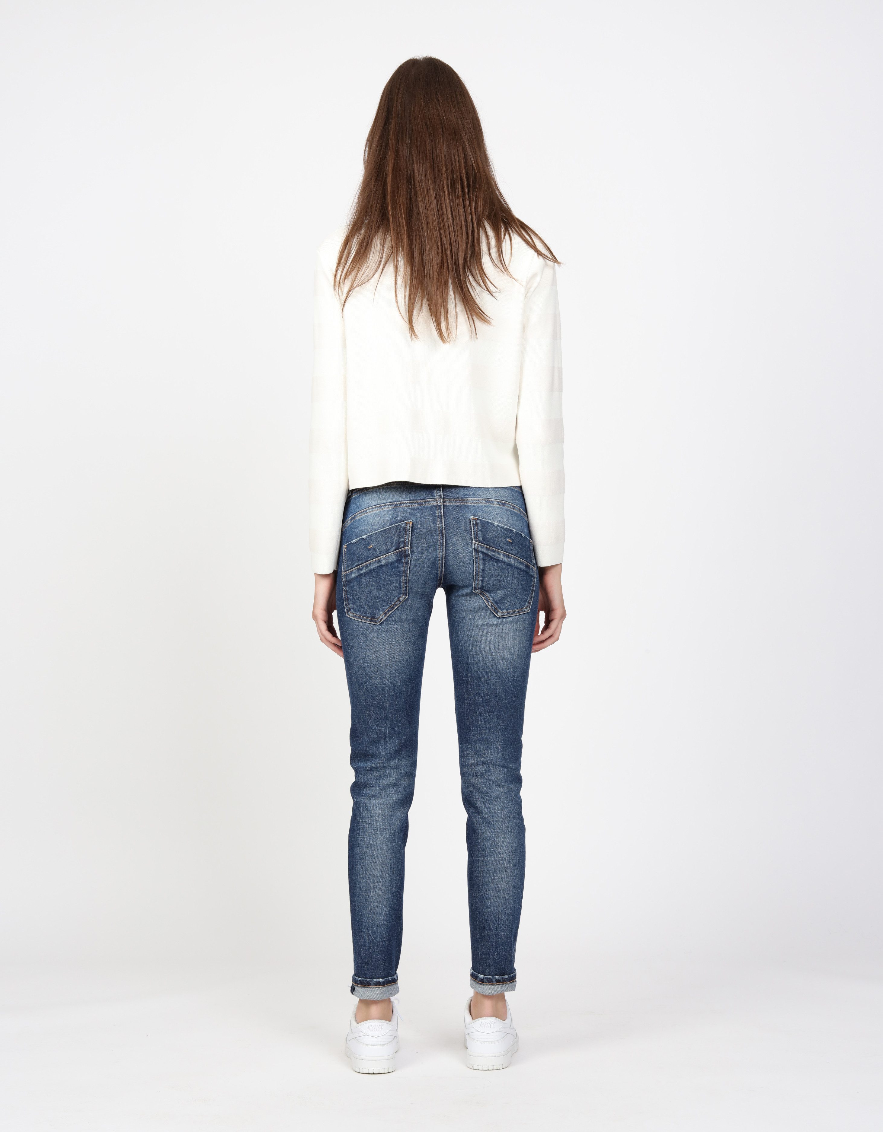GANG Relax fit jeans 94GERDA met een bijzondere structuur