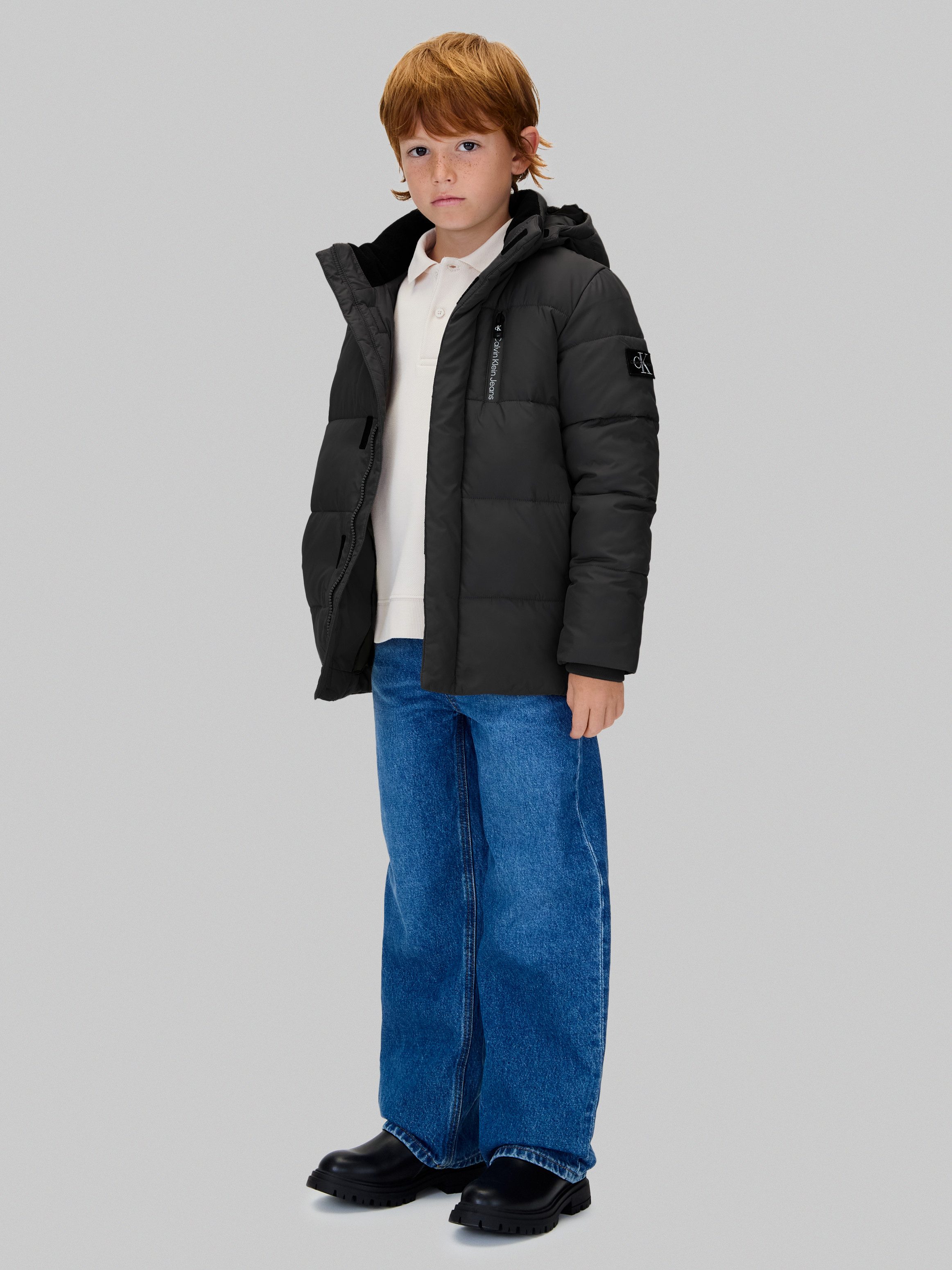 Calvin Klein Winterjack ESSENTIAL PUFFER JACKET voor kinderen tot 16 jaar en calvin klein merklabel