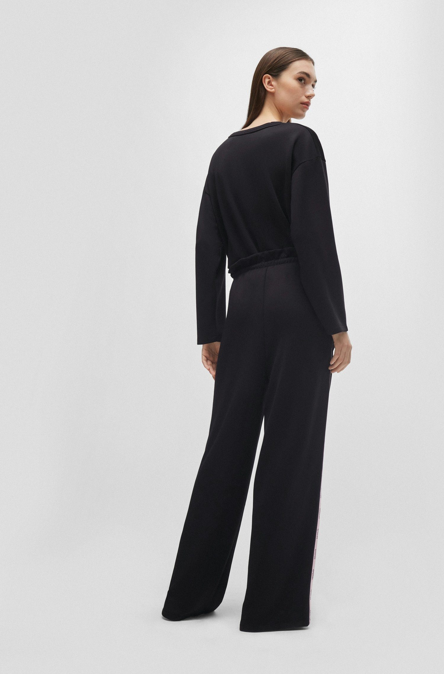 HUGO underwear Joggingbroek DALIA_PANTS zijwaarts met contrasterende hugo logo-tekst