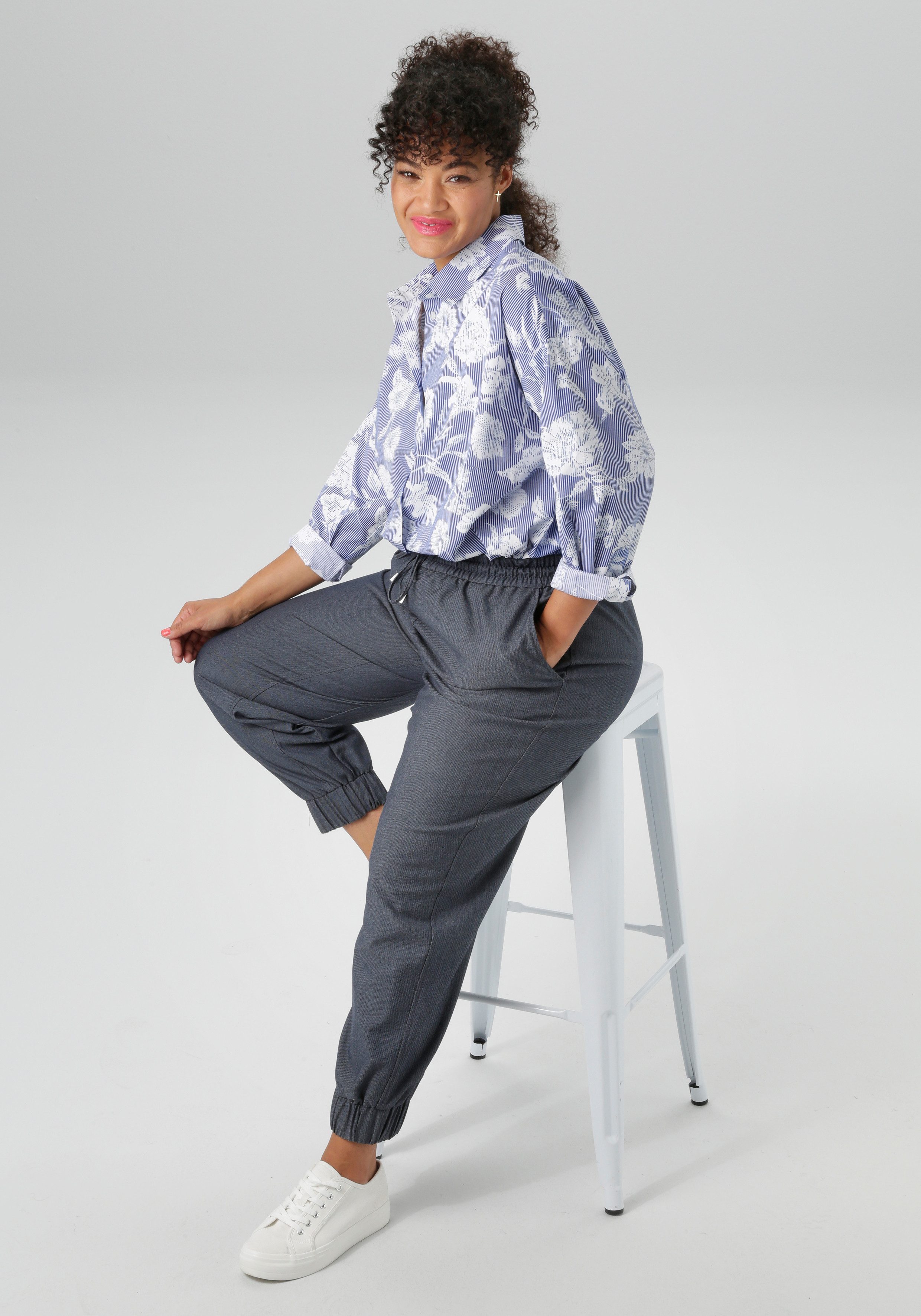 Aniston PLUS Overhemdblouse met trendy strepen en bloemenprint - nieuwe collectie