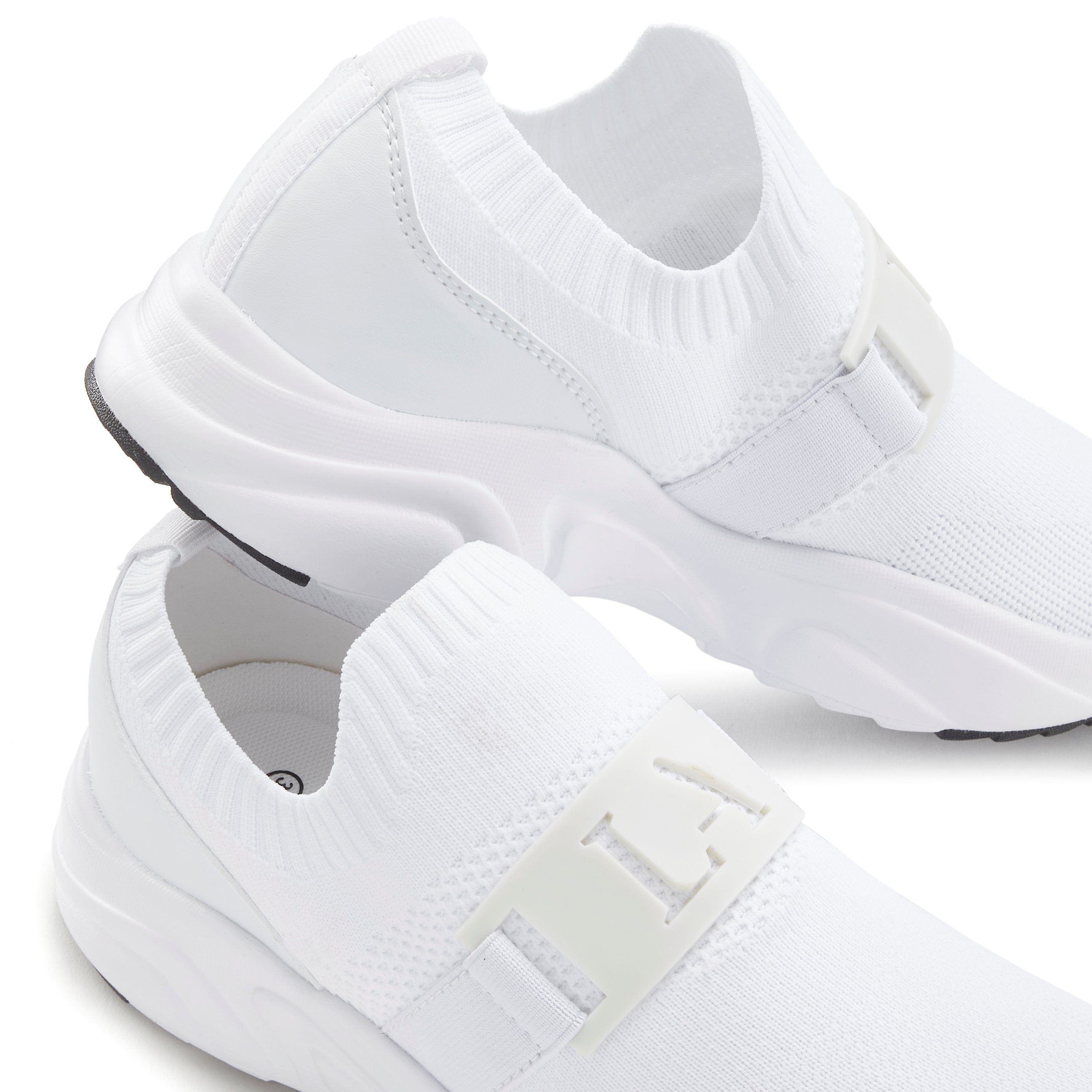 active by Lascana Sneakers Lage schoen, vrijetijdsschoen, slipper, chunky zool VEGAN