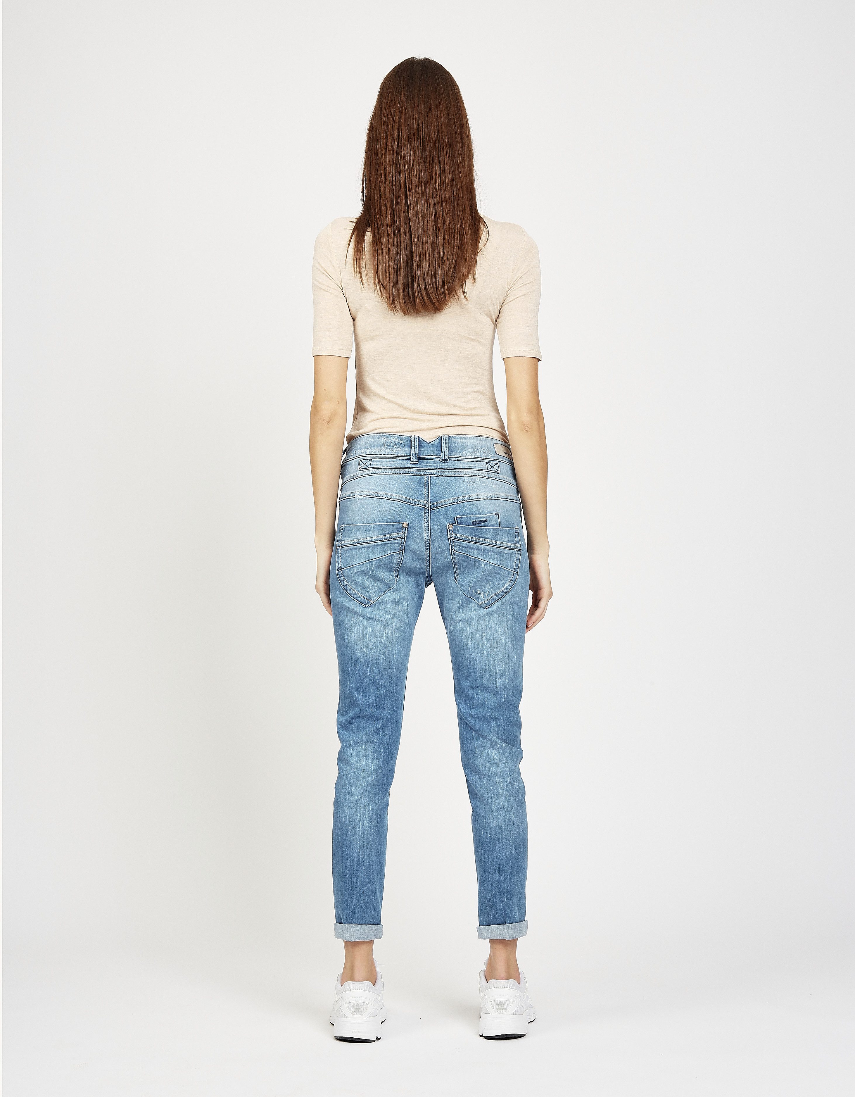 GANG Slim fit jeans 94Marge met bijzondere 4-knoopssluiting