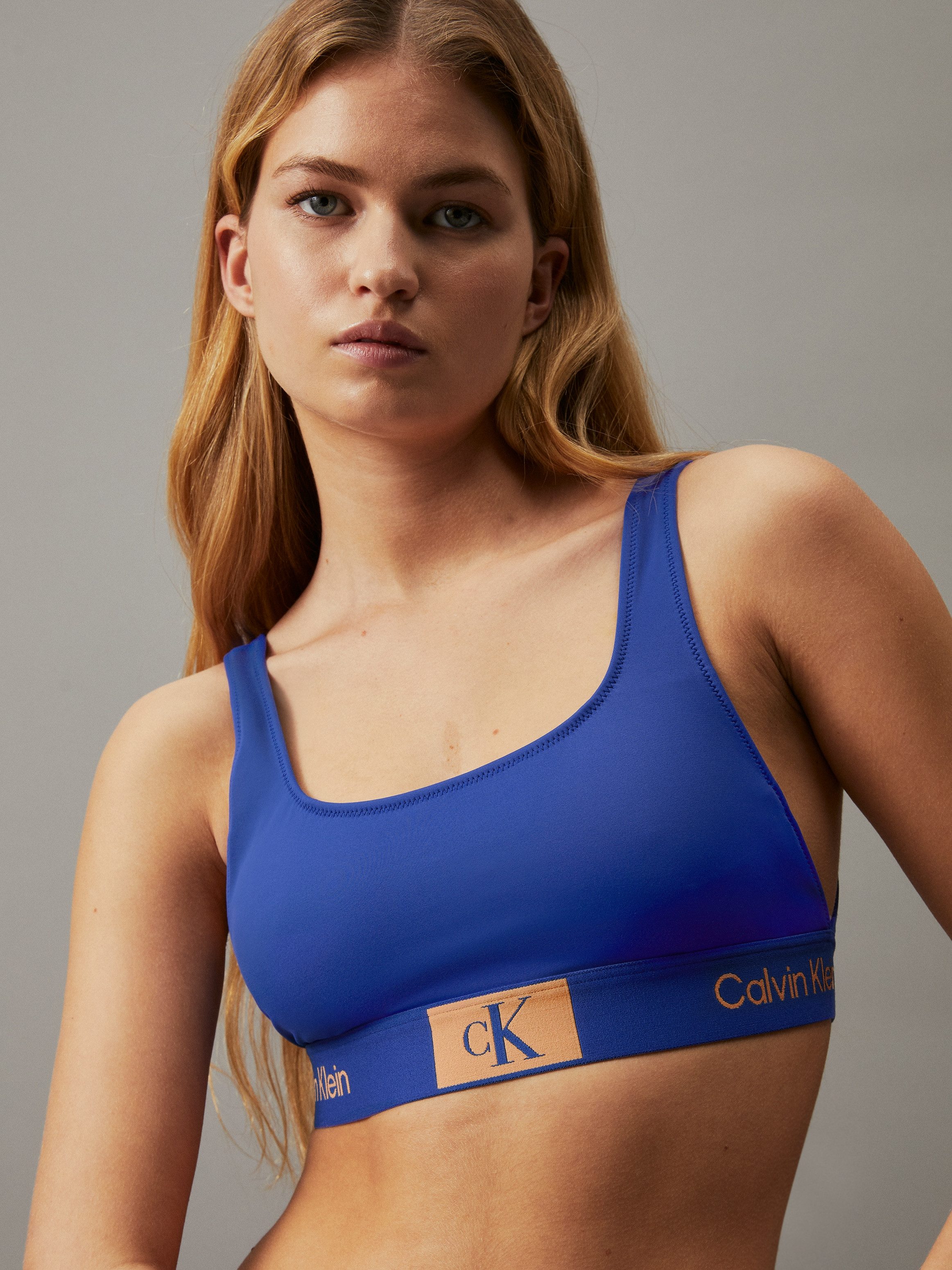 Calvin Klein Swimwear Bandeau-bikinitop BRALETTE-RP met geprint logo op de onderste band