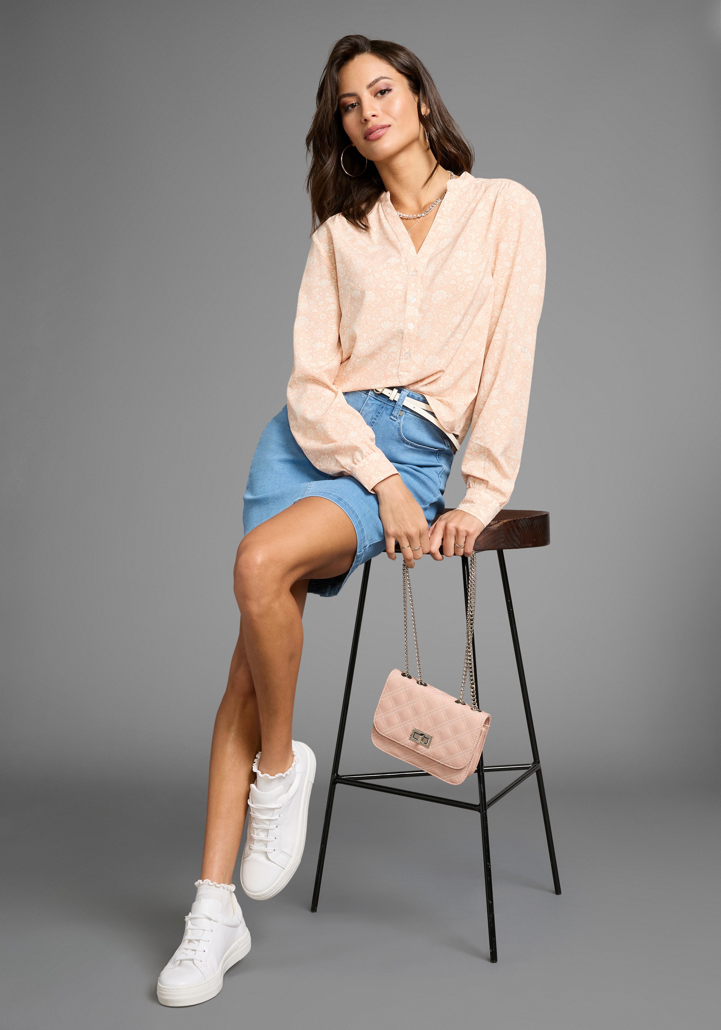 Laura Scott Blouse zonder sluiting met oprolbare mouwen